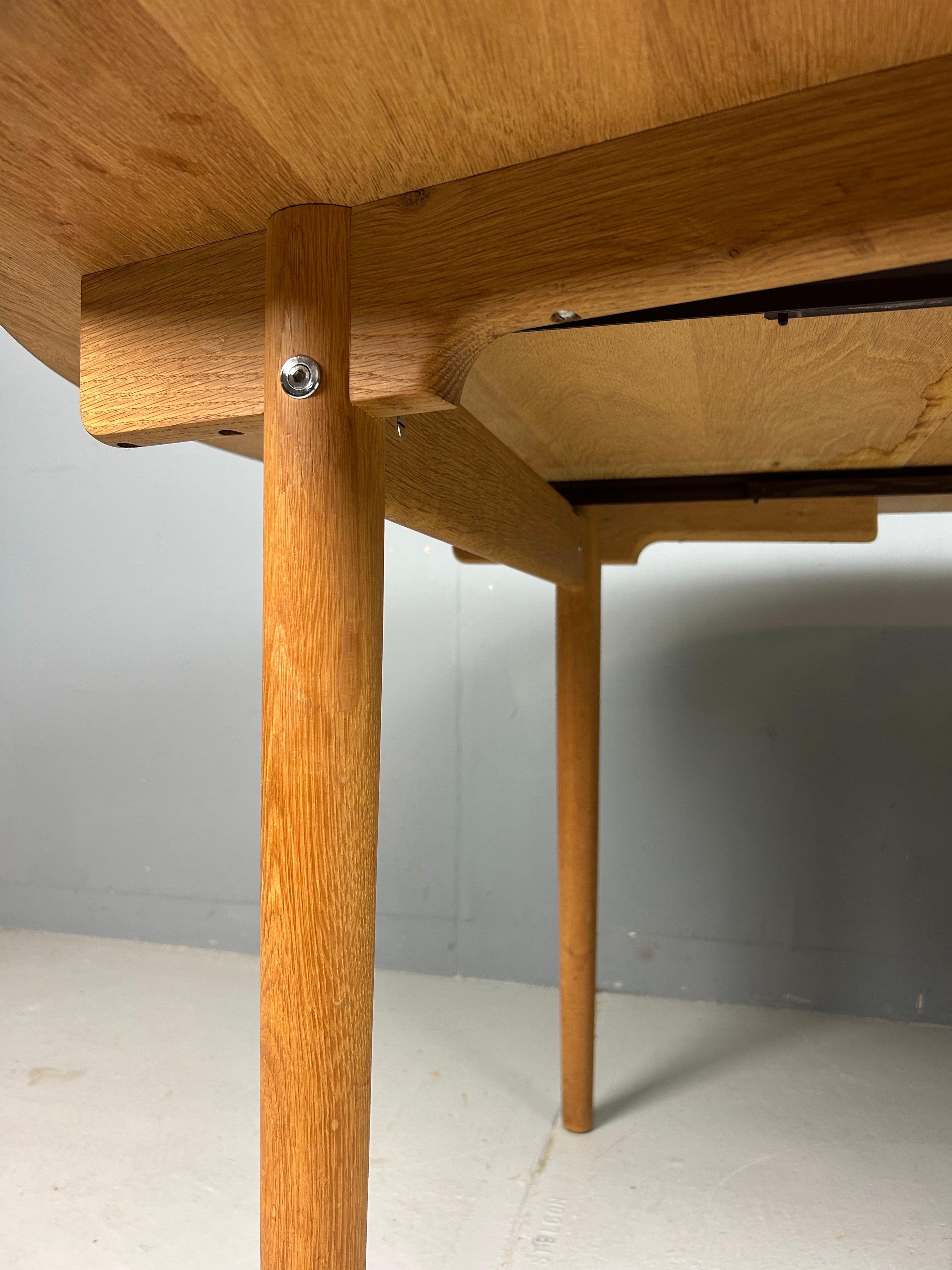 Oak Hans J. Wegner Round PP70 Extendable Dining Table for Andreas Tuck, Denmark 1970 For Sale