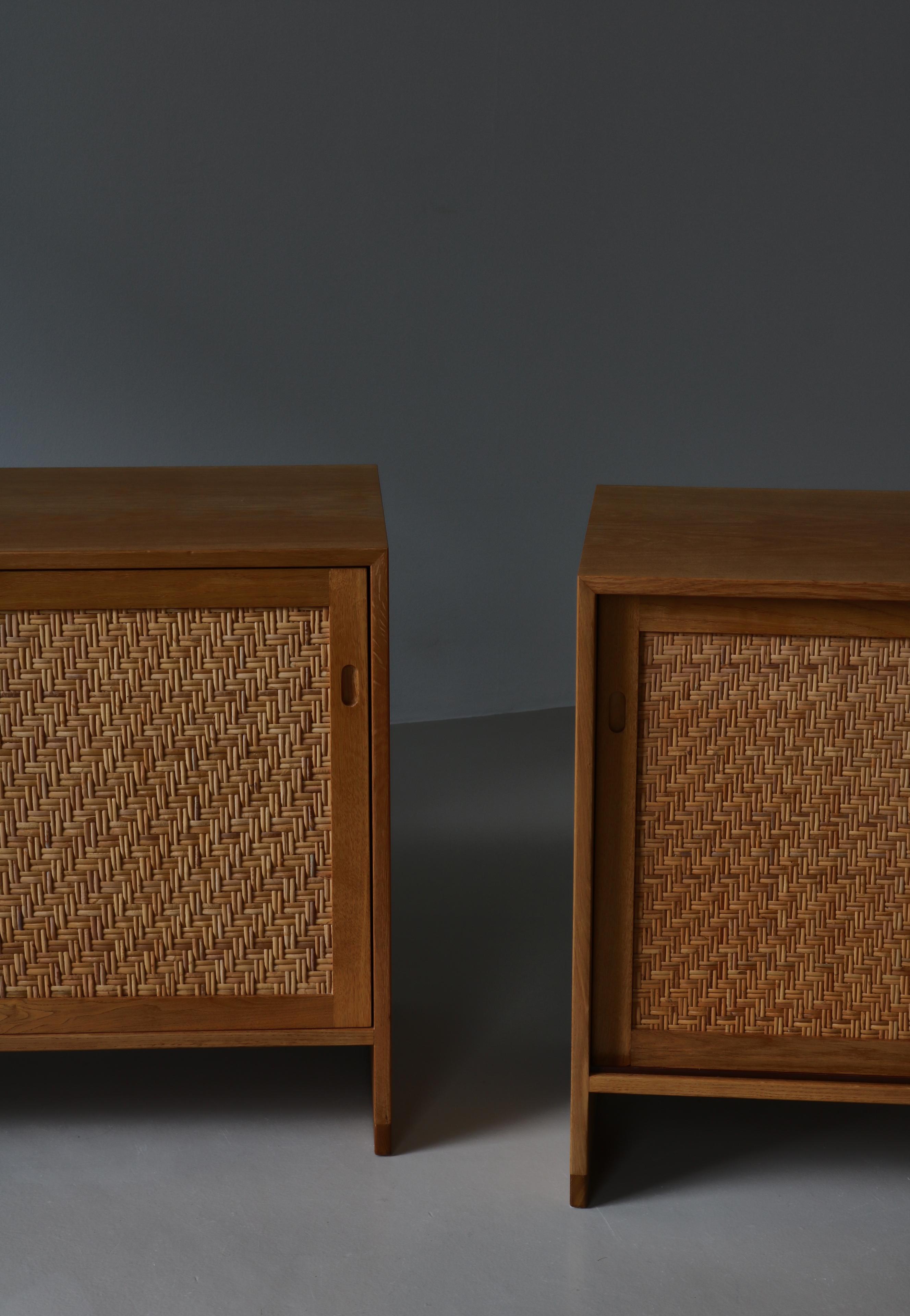 Danese Mobiletto basso Hans J. Wegner 