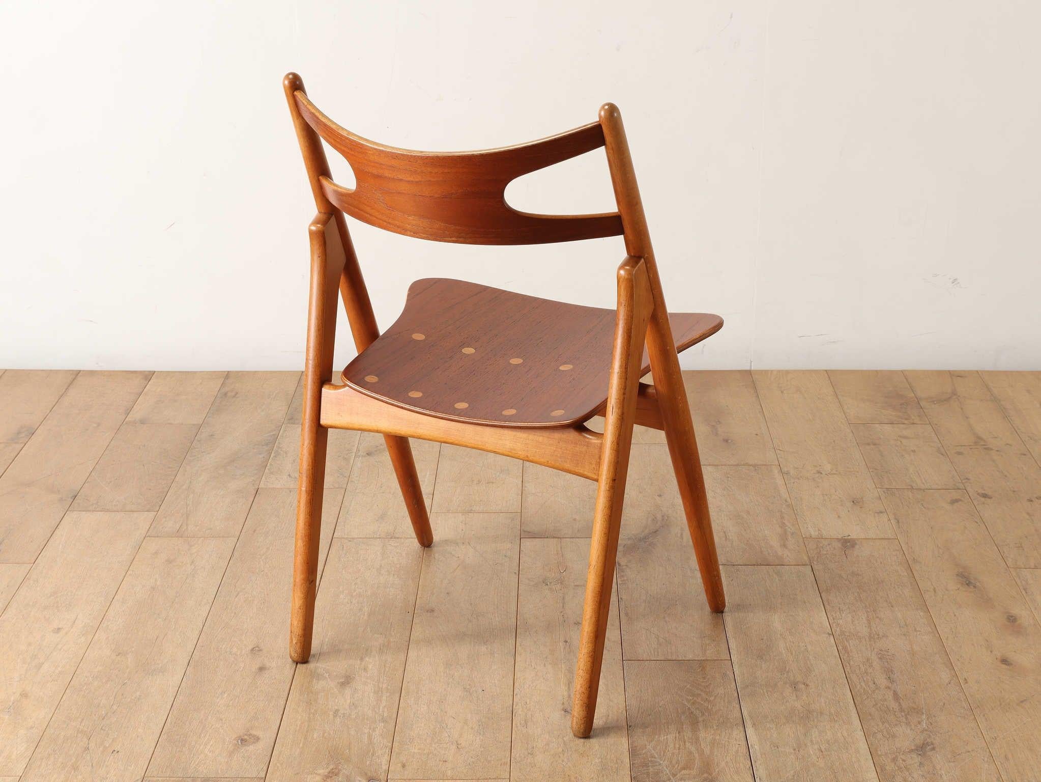 Hans J. Wegner, 'Sawbuck' CH29 chairs, teak and oak, Denmark 1950s 10