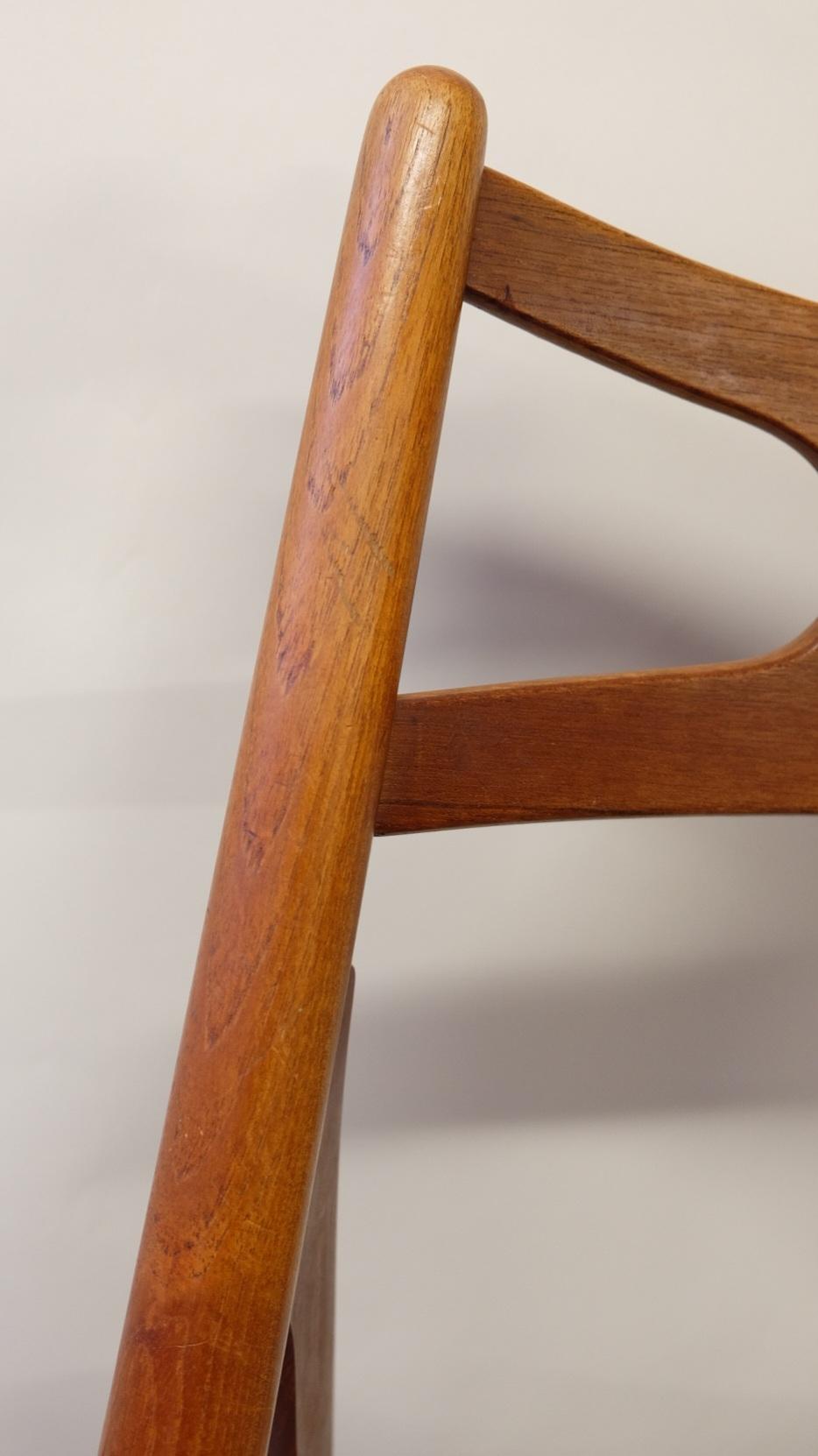 Hans J. Wegner Mid-Century Sawbuck Dining Chair CH29 Teak for Carl Hansen & Son For Sale 7