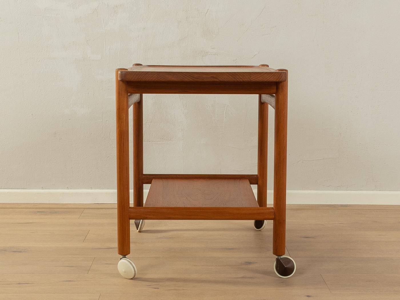 Hans J. Wegner serving trolley for Andreas Tuck, 1960s In Good Condition For Sale In Neuss, NW