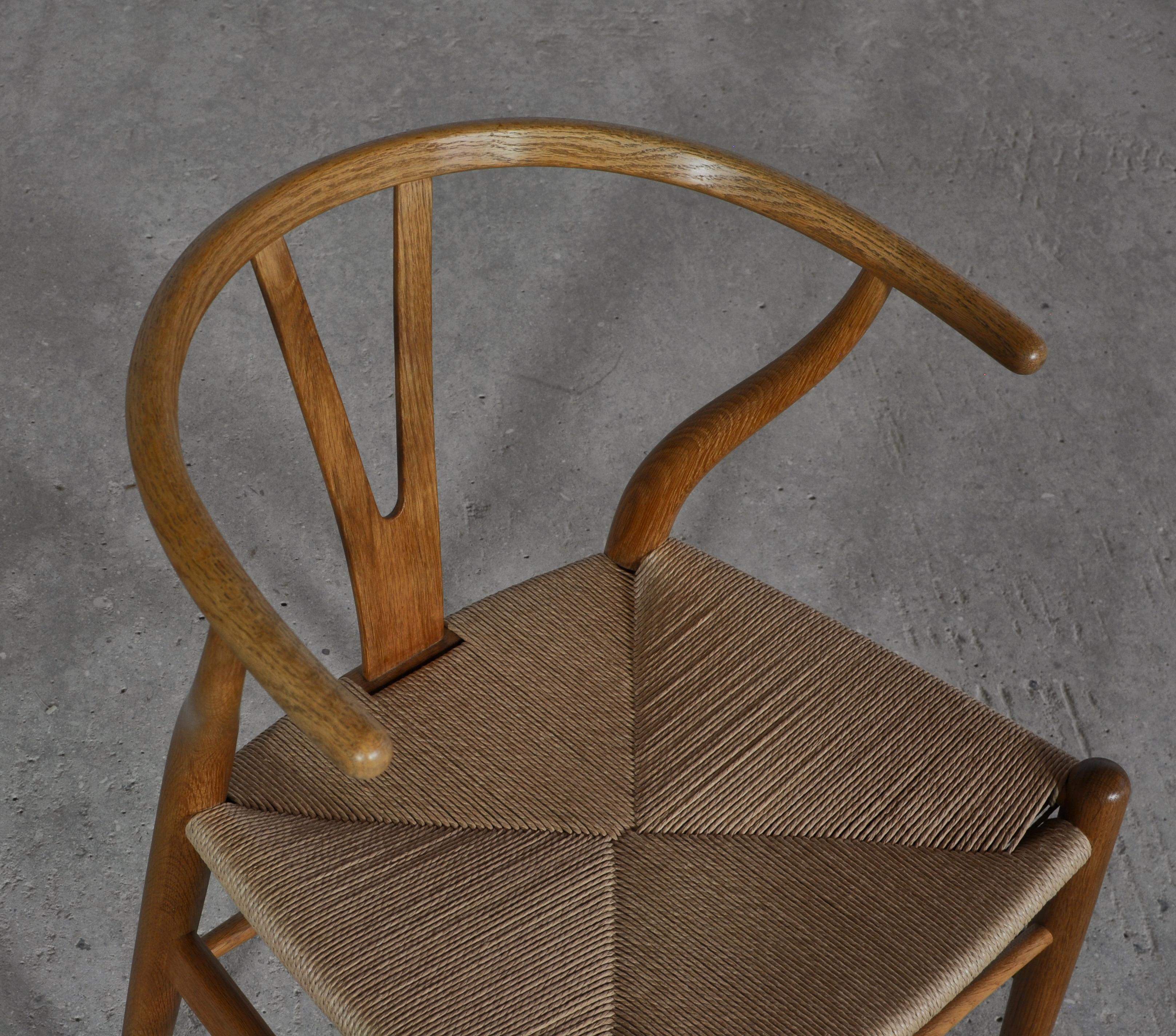 Mid-20th Century Hans J. Wegner Set of 8 Early Stamped Carl Hansen & Sons Wishbone Chairs, 1950s
