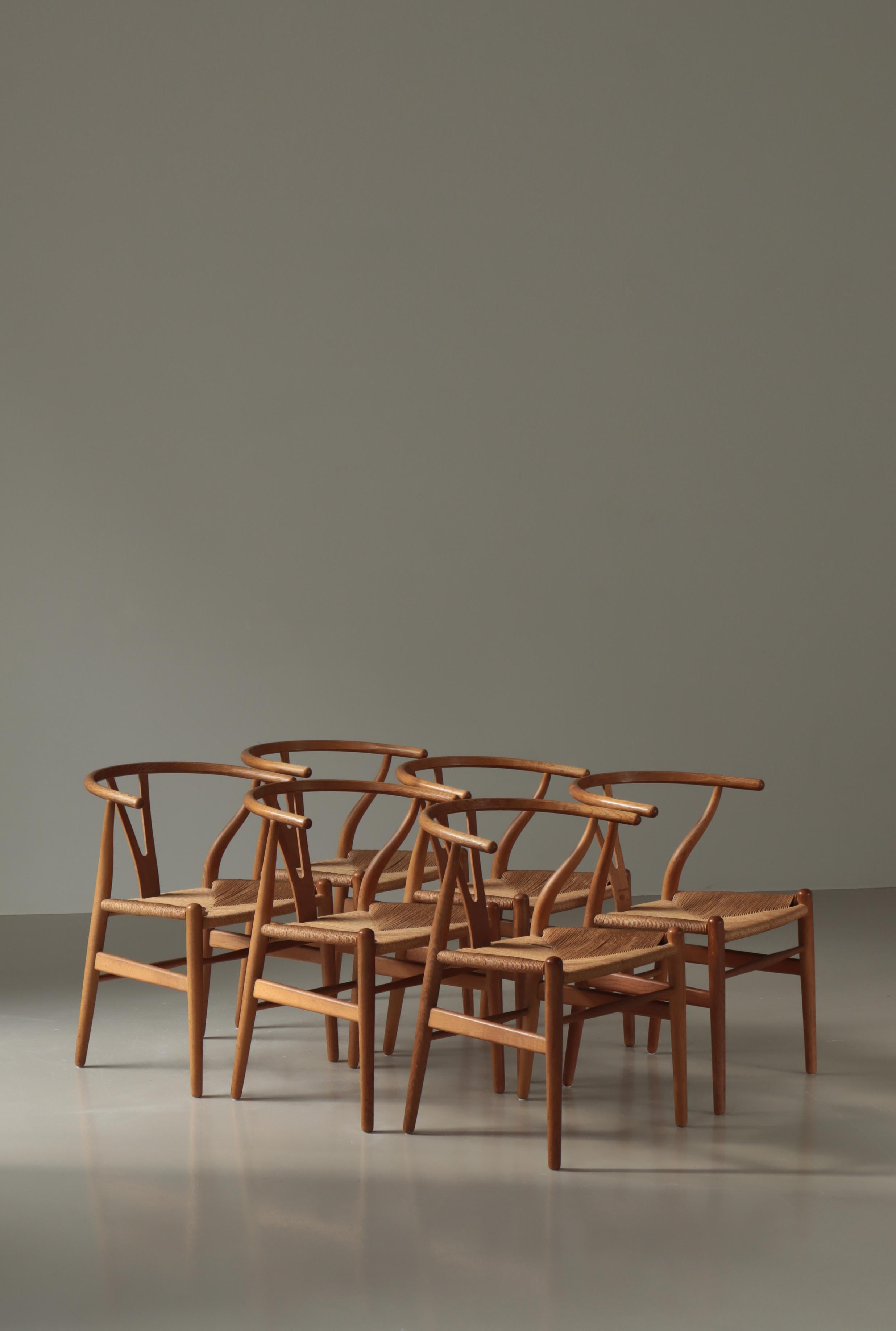 Hans J. Wegner Juego de sillas Wishbone de Carl Hansen & Sons de primera producción, años 60 Escandinavo moderno en venta