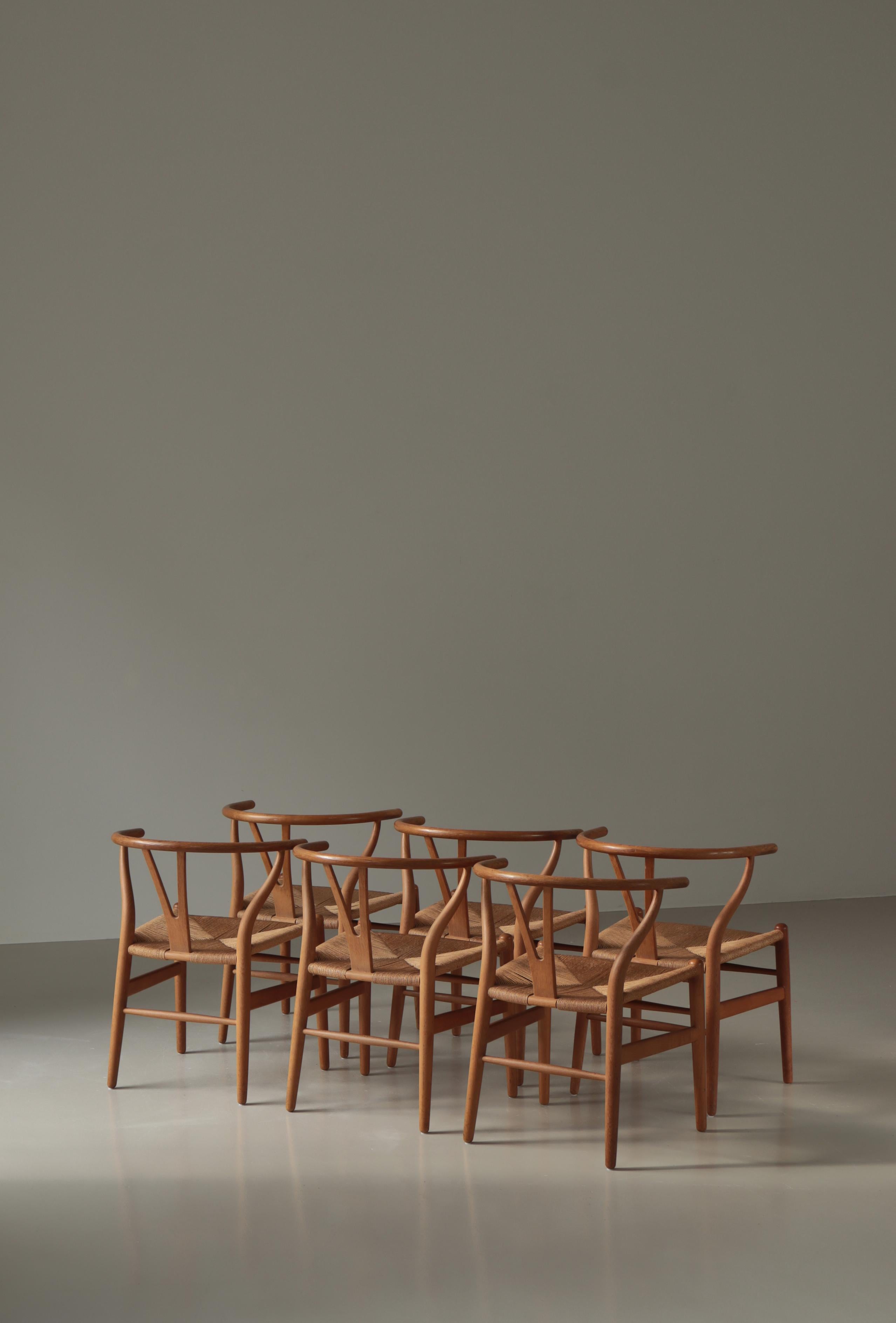 Hans J. Wegner Juego de sillas Wishbone de Carl Hansen & Sons de primera producción, años 60 Danés en venta