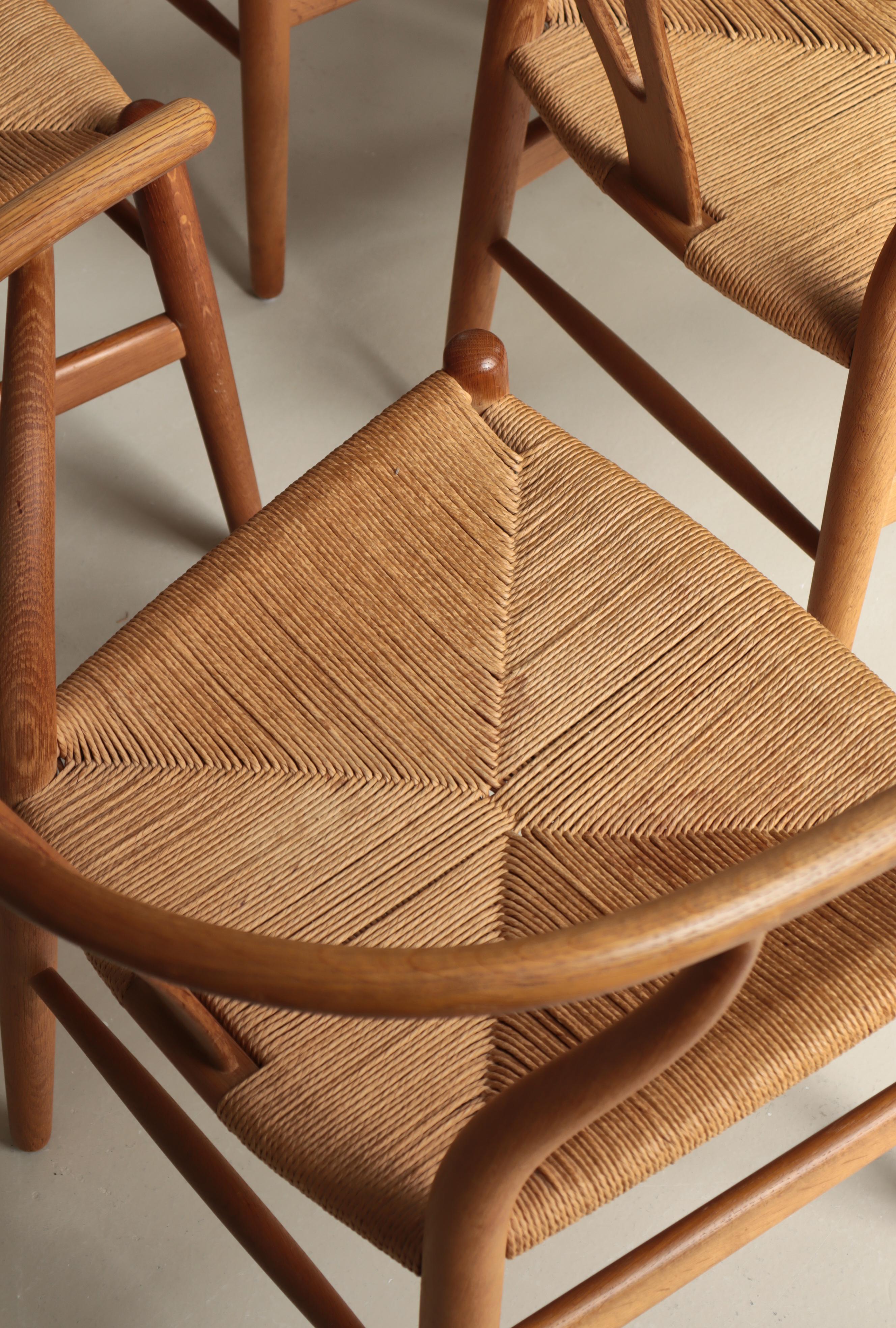 Hans J. Wegner Juego de sillas Wishbone de Carl Hansen & Sons de primera producción, años 60 Cordón de papel en venta
