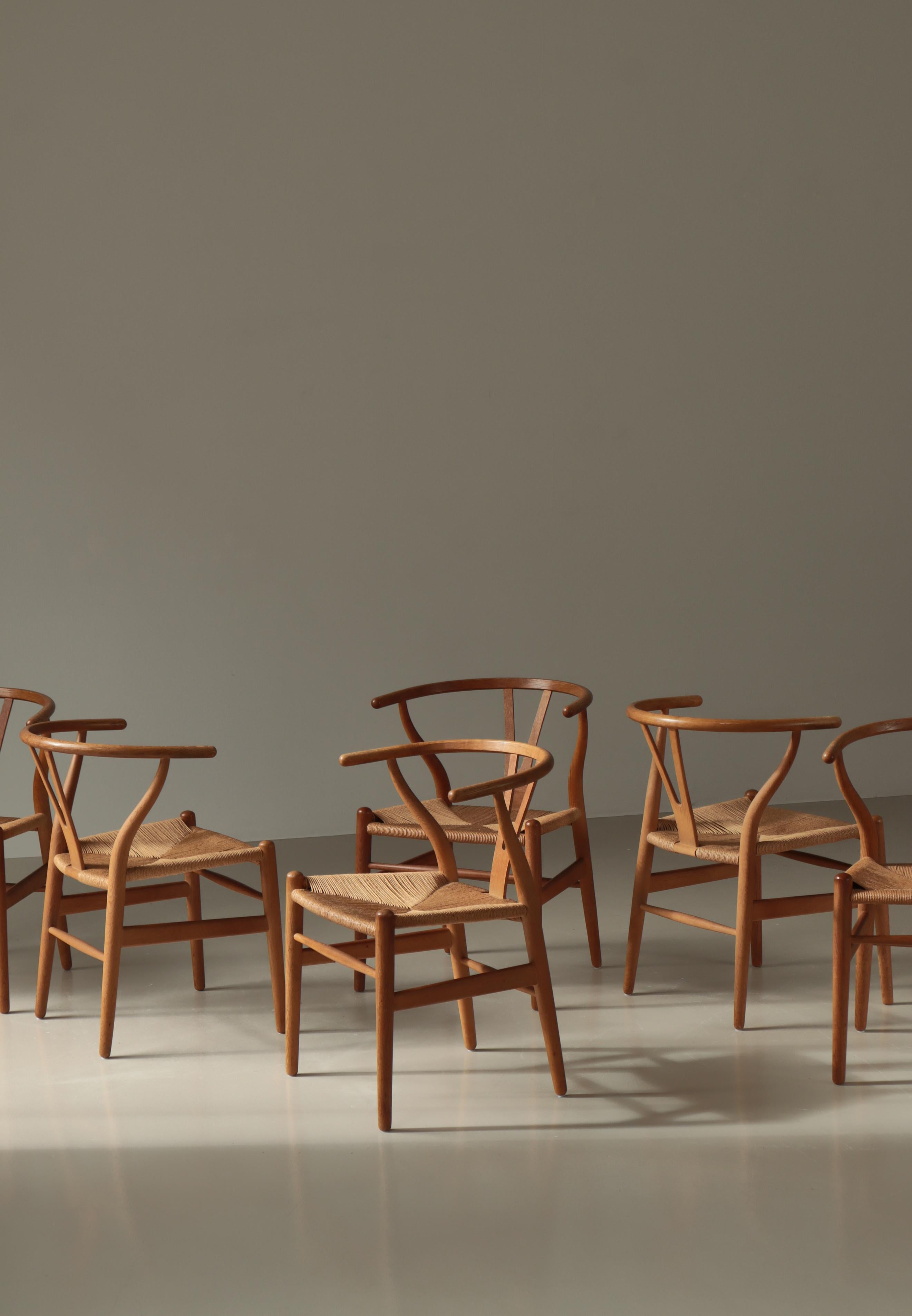 Hans J. Wegner Juego de sillas Wishbone de Carl Hansen & Sons de primera producción, años 60 en venta 1