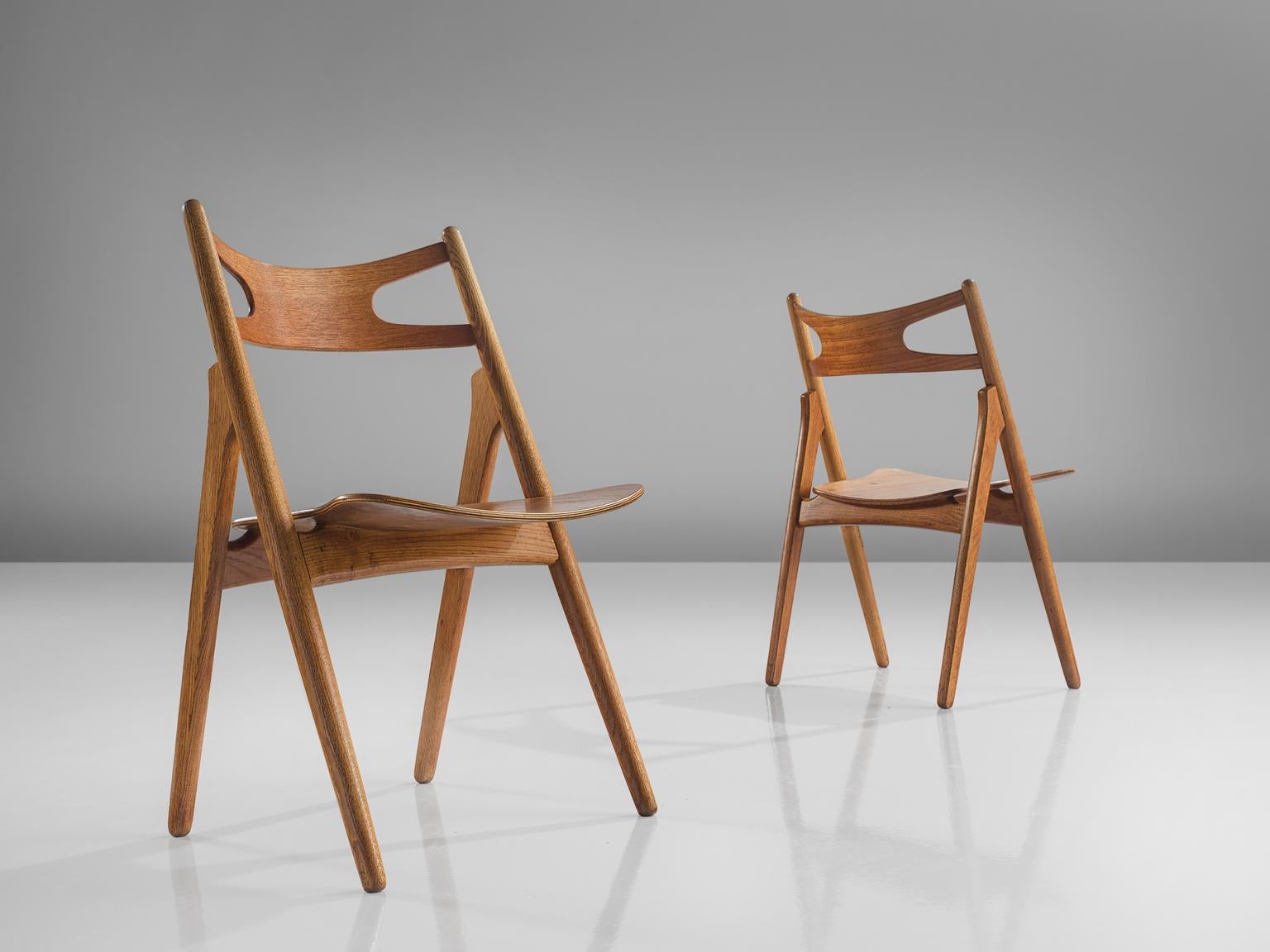 Hans J. Wegner Set of Eight Matching Sawbuck Chairs In Good Condition In Waalwijk, NL