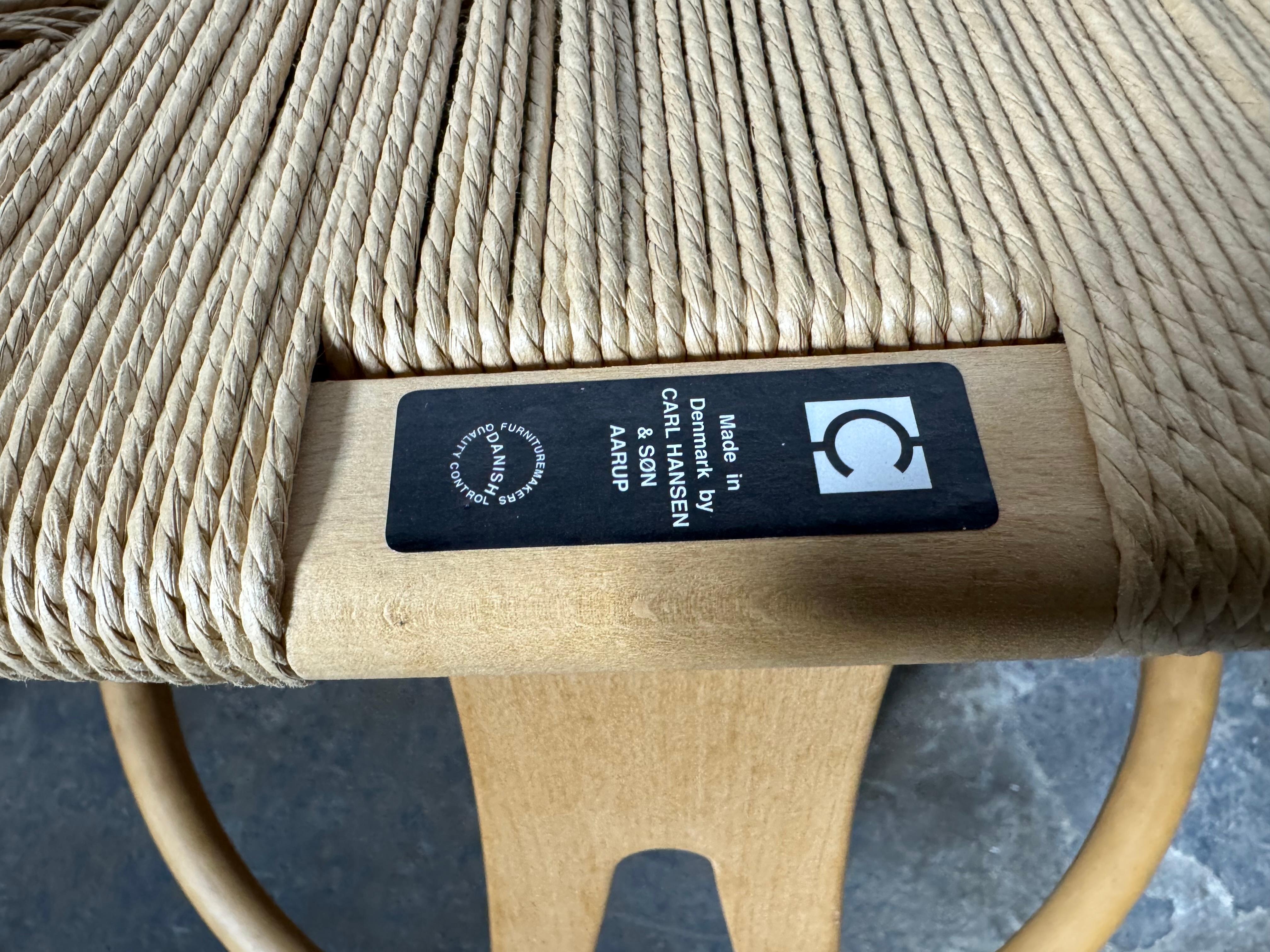 Hans J. Wegner: Satz von vier Wishbone-Stühlen aus Eiche, Carl Hansen & Sohn im Angebot 2