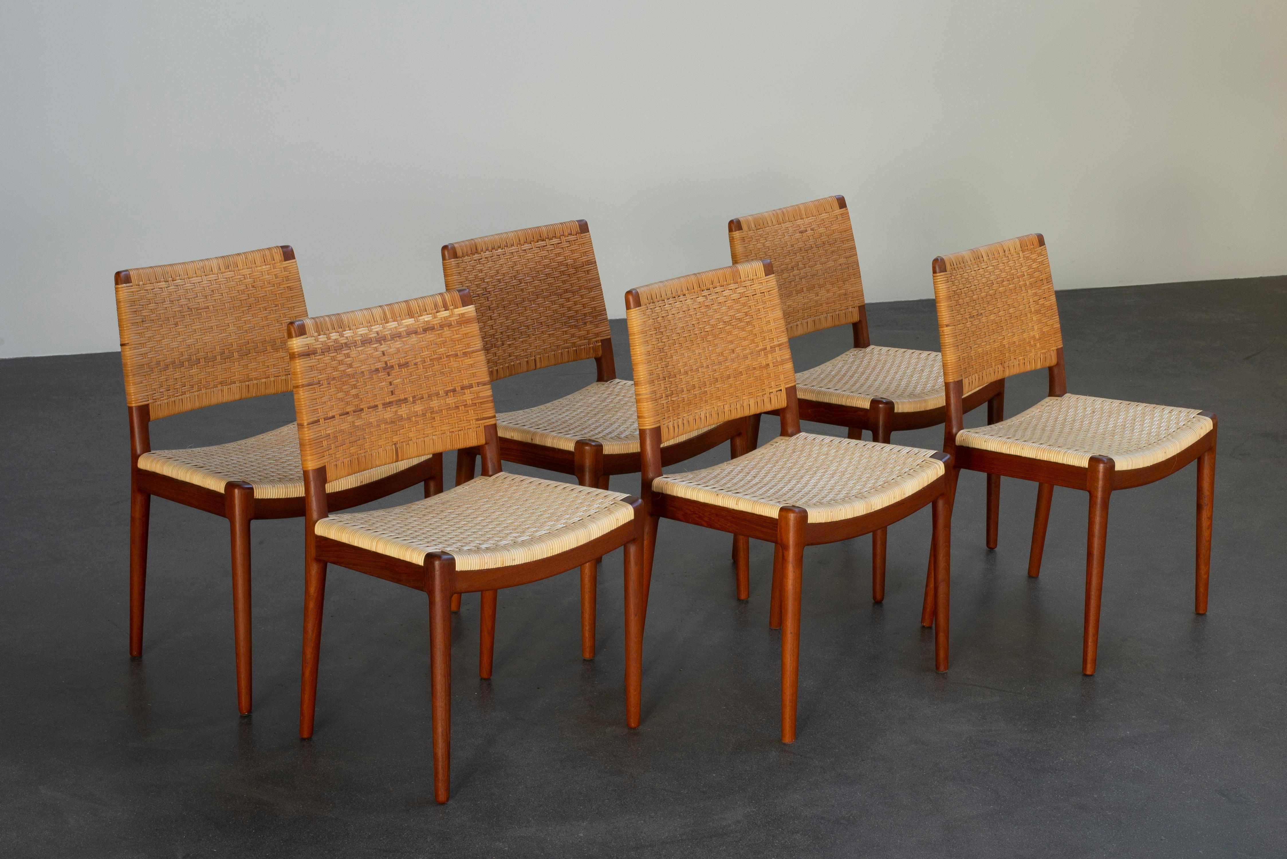 Scandinavian Modern Hans J. Wegner Set of Six Chairs in Teak for Johannes Hansen For Sale