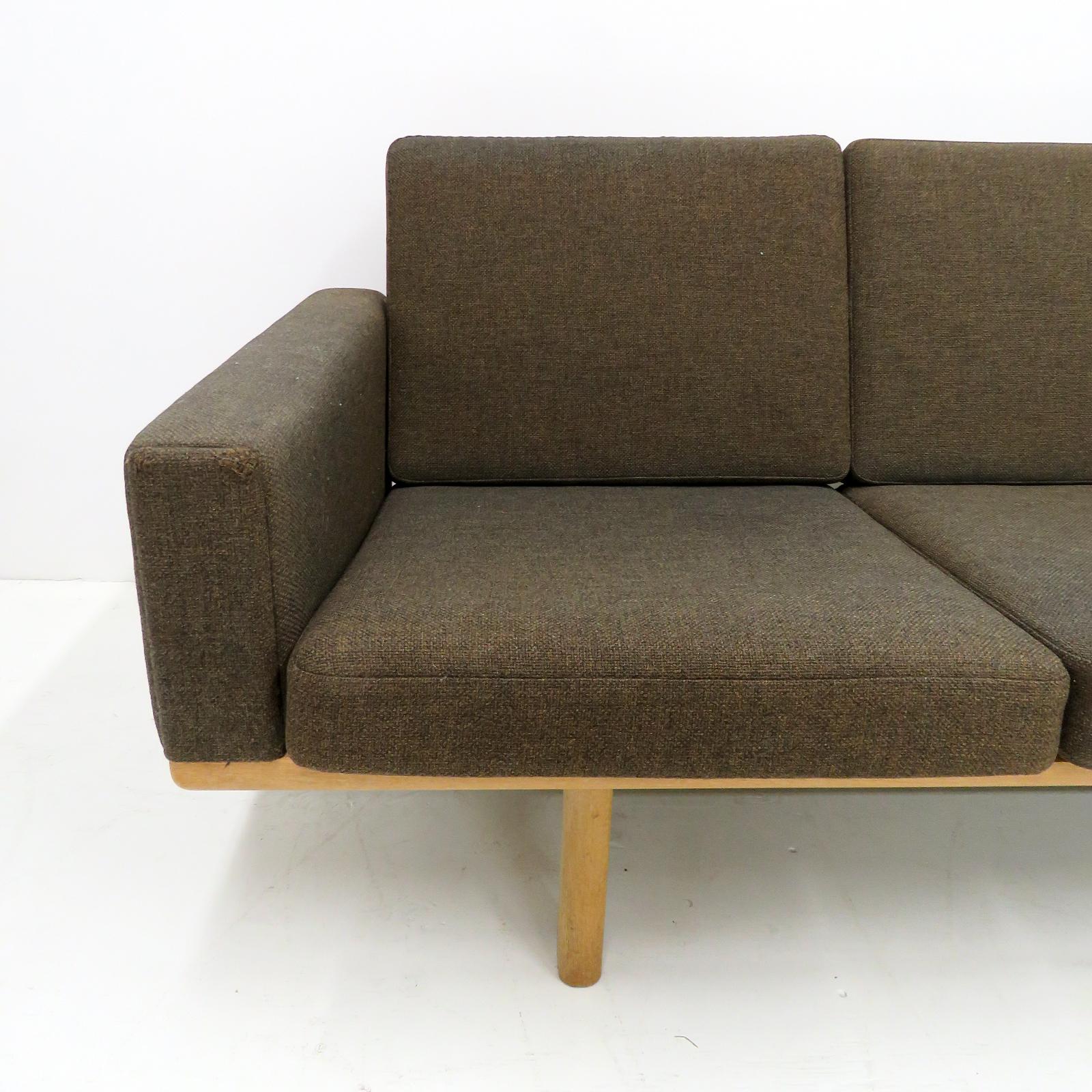 Danish Hans J. Wegner Sofa Model GE-236/3, 1950