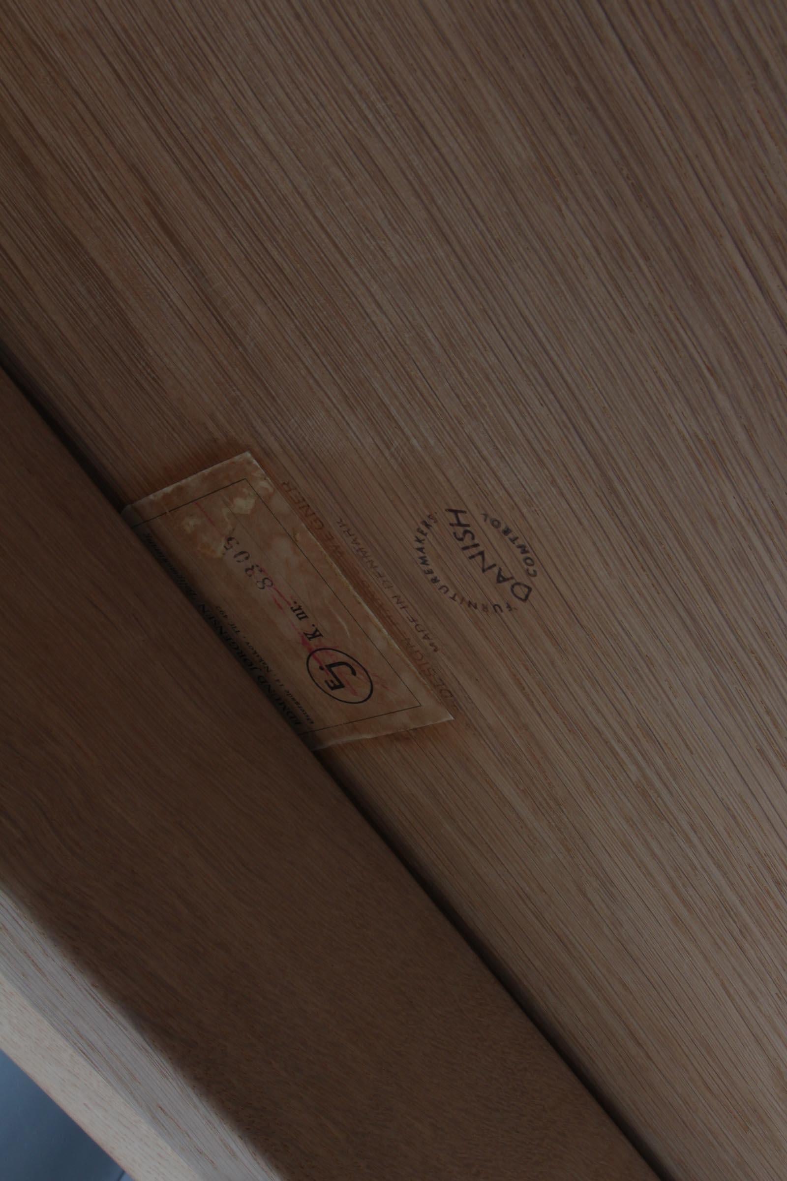 Hans J. Wegner Sofa Table, Model AT15, Solid Oak, Andreas Tuck For Sale 1