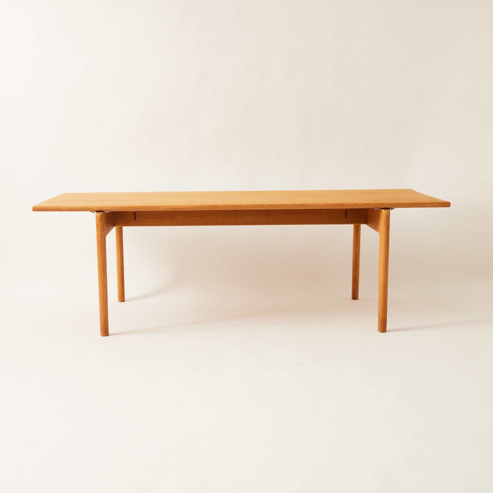 Mid-Century Modern Hans J. Wegner Solid Oak Coffee Table, Andreas Tuck, 1960's For Sale