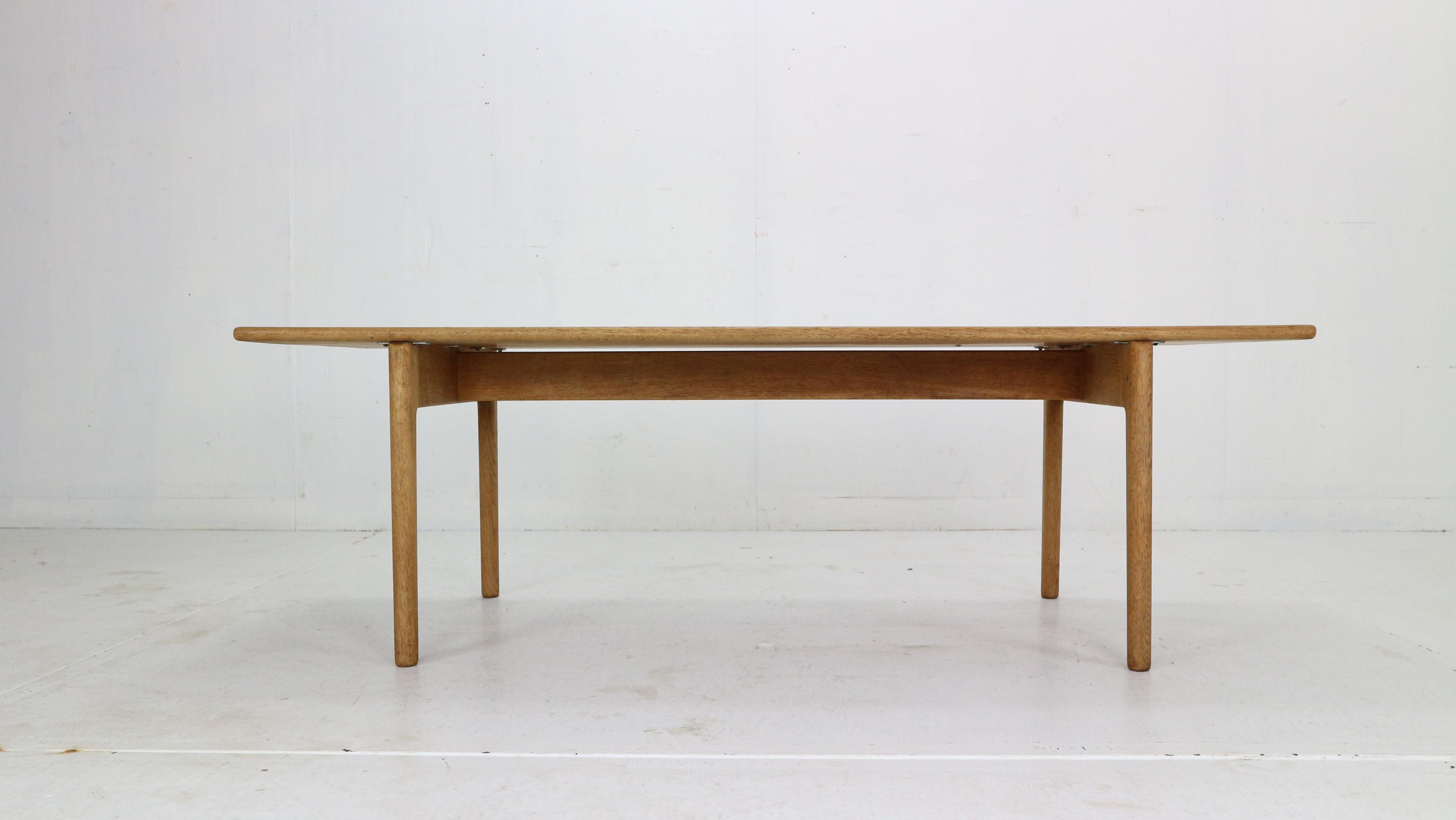 Scandinavian Modern Hans J Wegner Solid Oak Coffee Table 