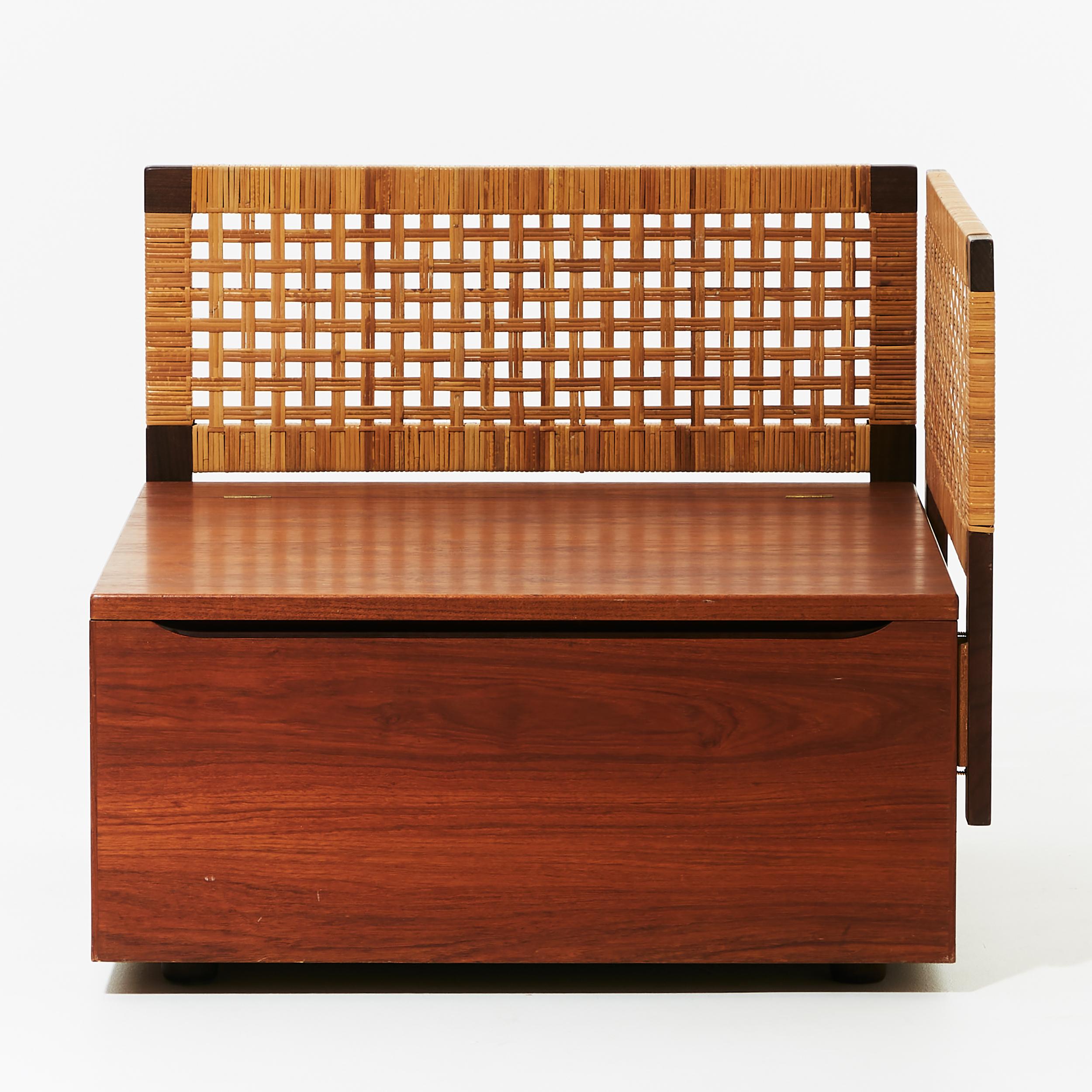 Designer: Hans J. Wegner (1914–2007)
Manufacturer: Getama, Gedsted, Denmark
Marked: Branded “GETAMA GEDSTED DENMARK DESIGN HANS J. WEGNER”

A refined and thoughtfully engineered piece by master Danish designer Hans J. Wegner, this model GE 20