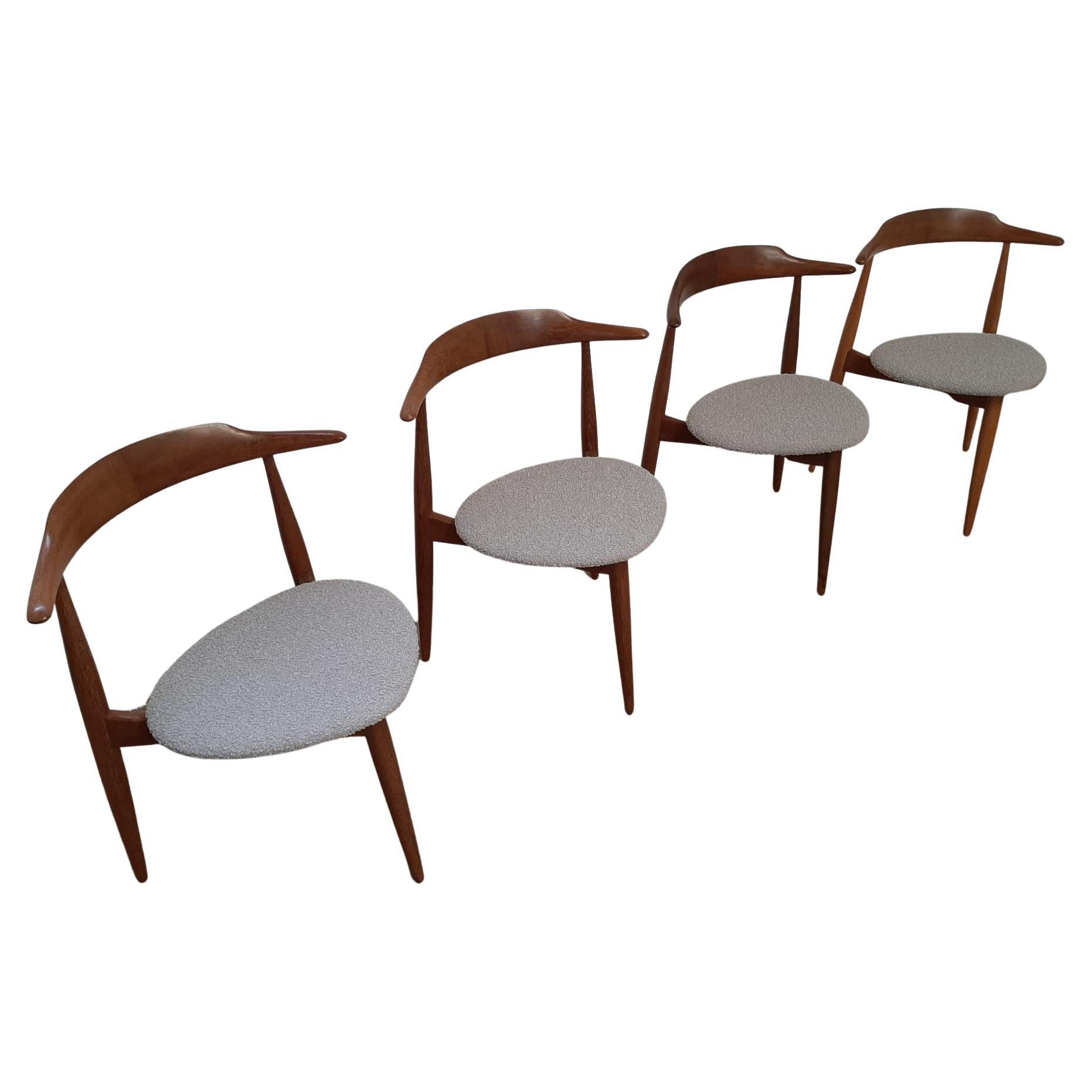 Dreibein-Stuhl im Stil von Hans J. Wegner, Dänemark 1960er Jahre im Angebot