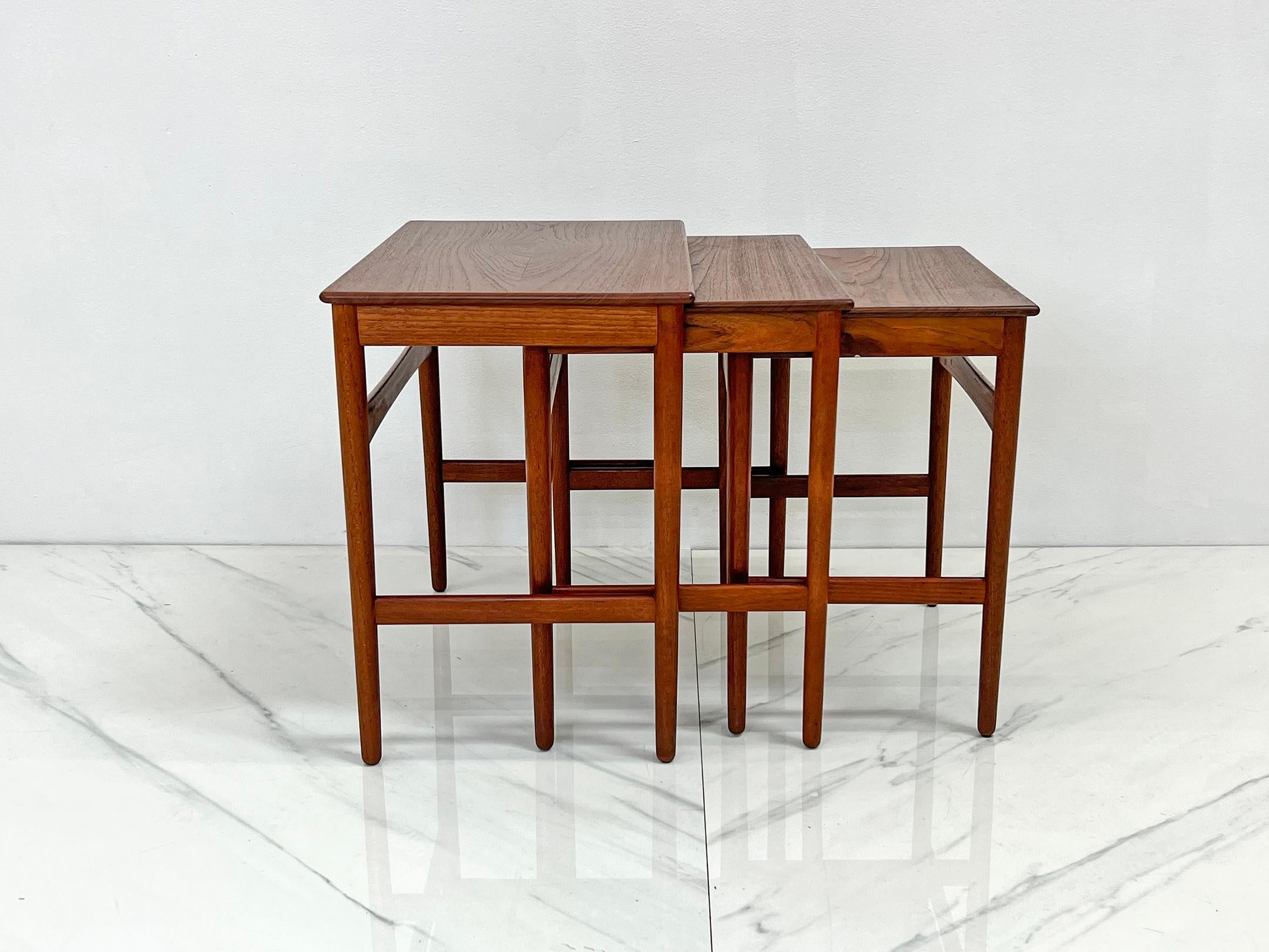 Hans J. Wegner Teak Nesting Tables Set 