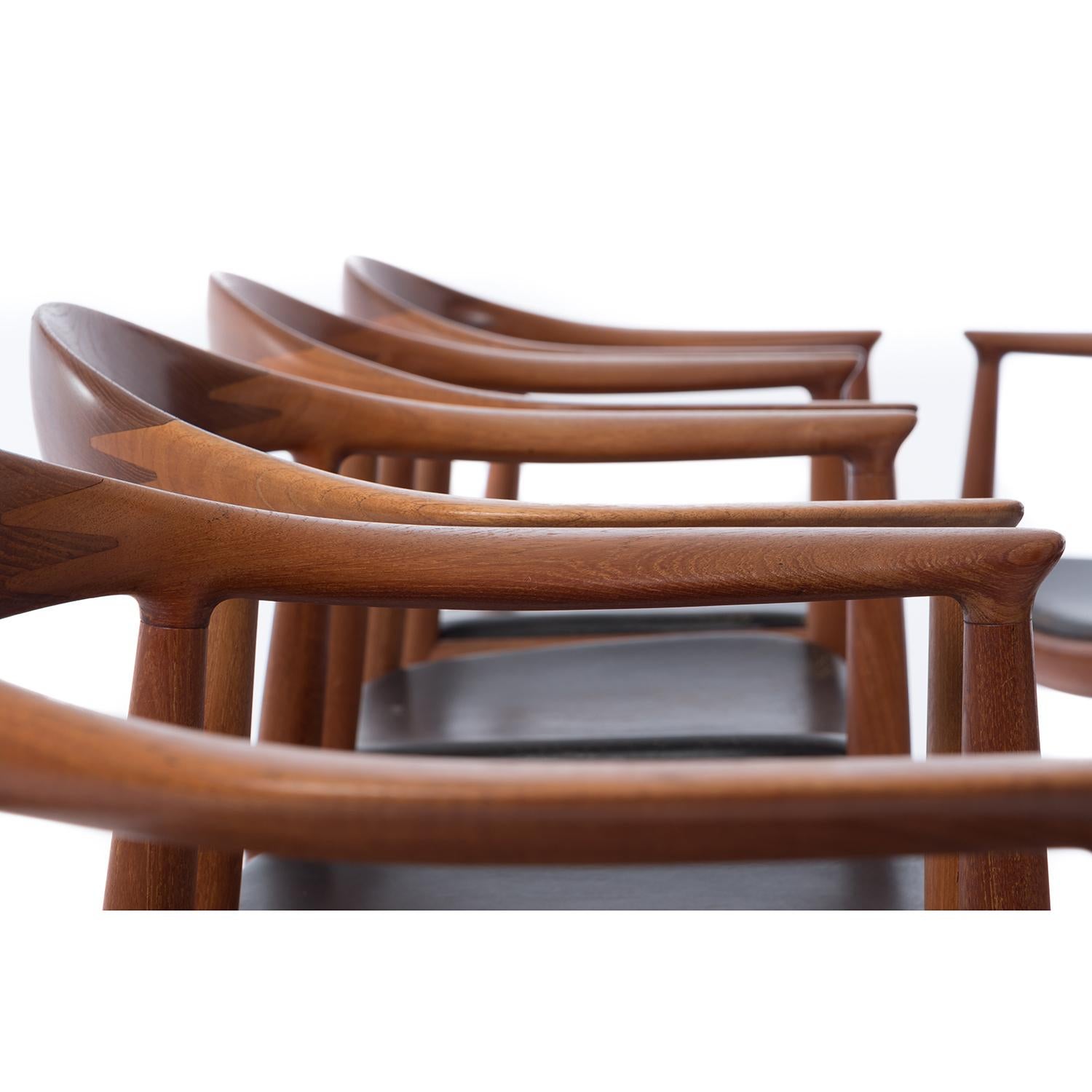 Hans J Wegner Teak 'Round' JH501 Dining Chairs, Set of 8 8