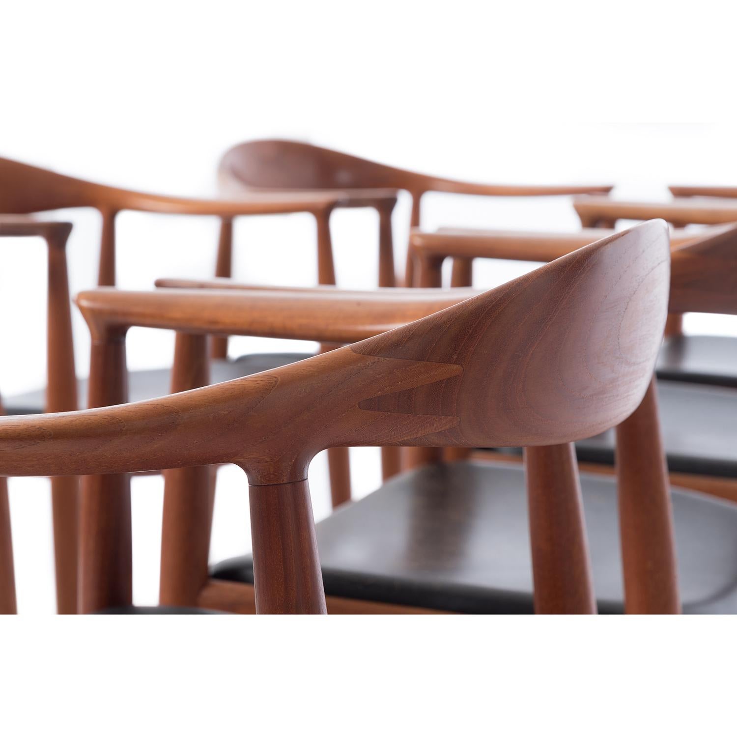 Hans J Wegner Teak 'Round' JH501 Dining Chairs, Set of 8 9