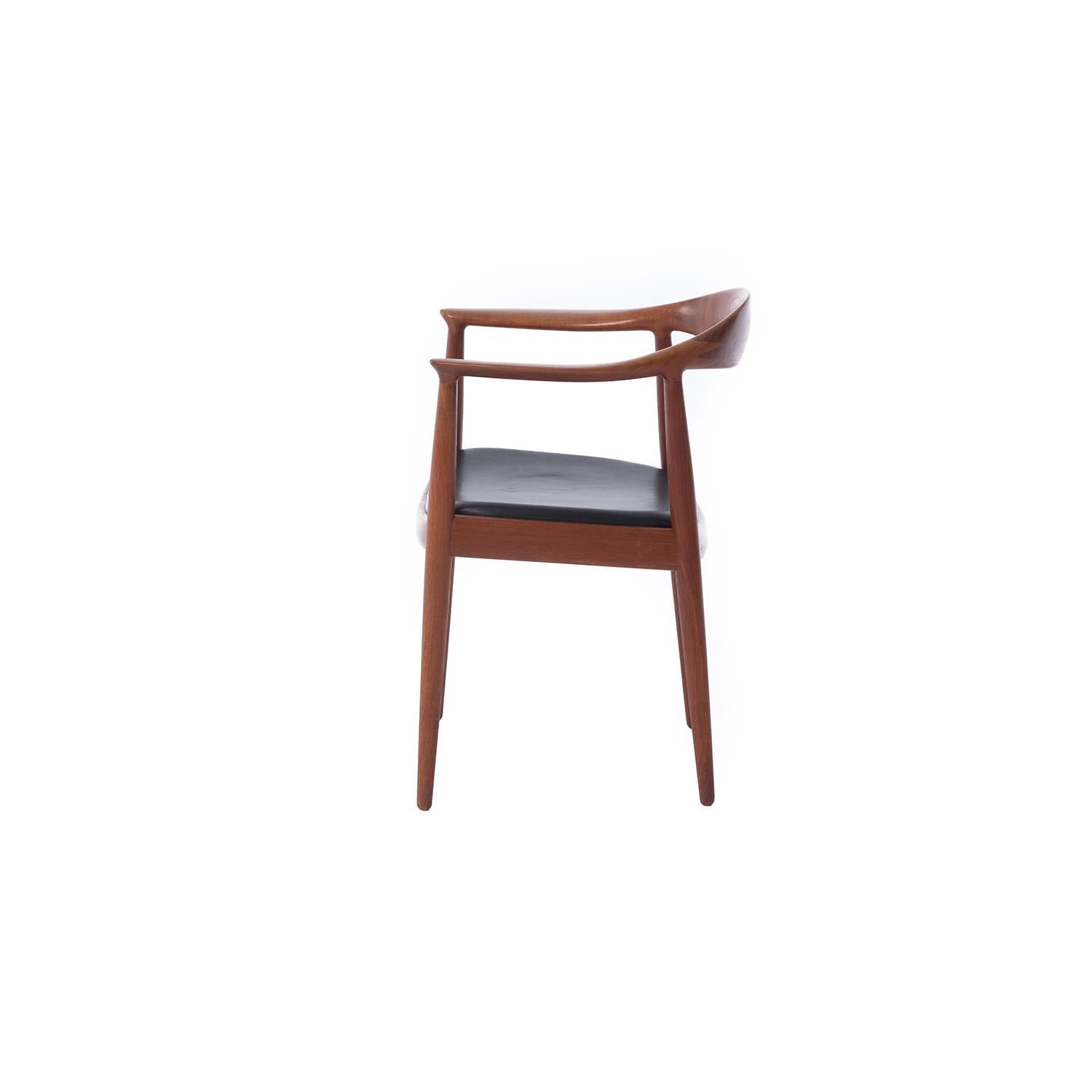 Oiled Hans J Wegner Teak 'Round' JH501 Dining Chairs, Set of 8