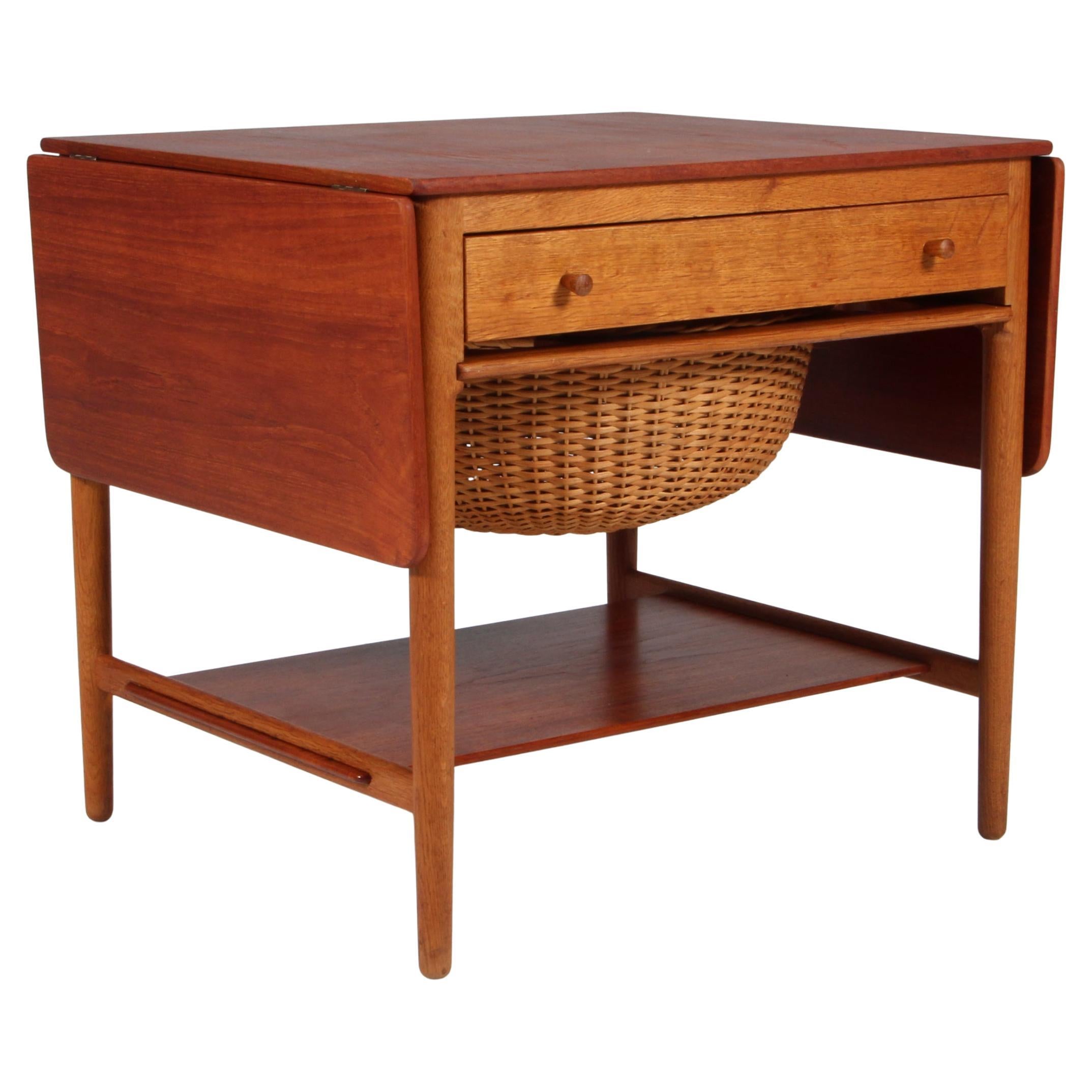 Mesa de costura de teca Hans J. Wegner Modelo AT-33 de Andreas Tuck, Dinamarca, Años 60 en venta