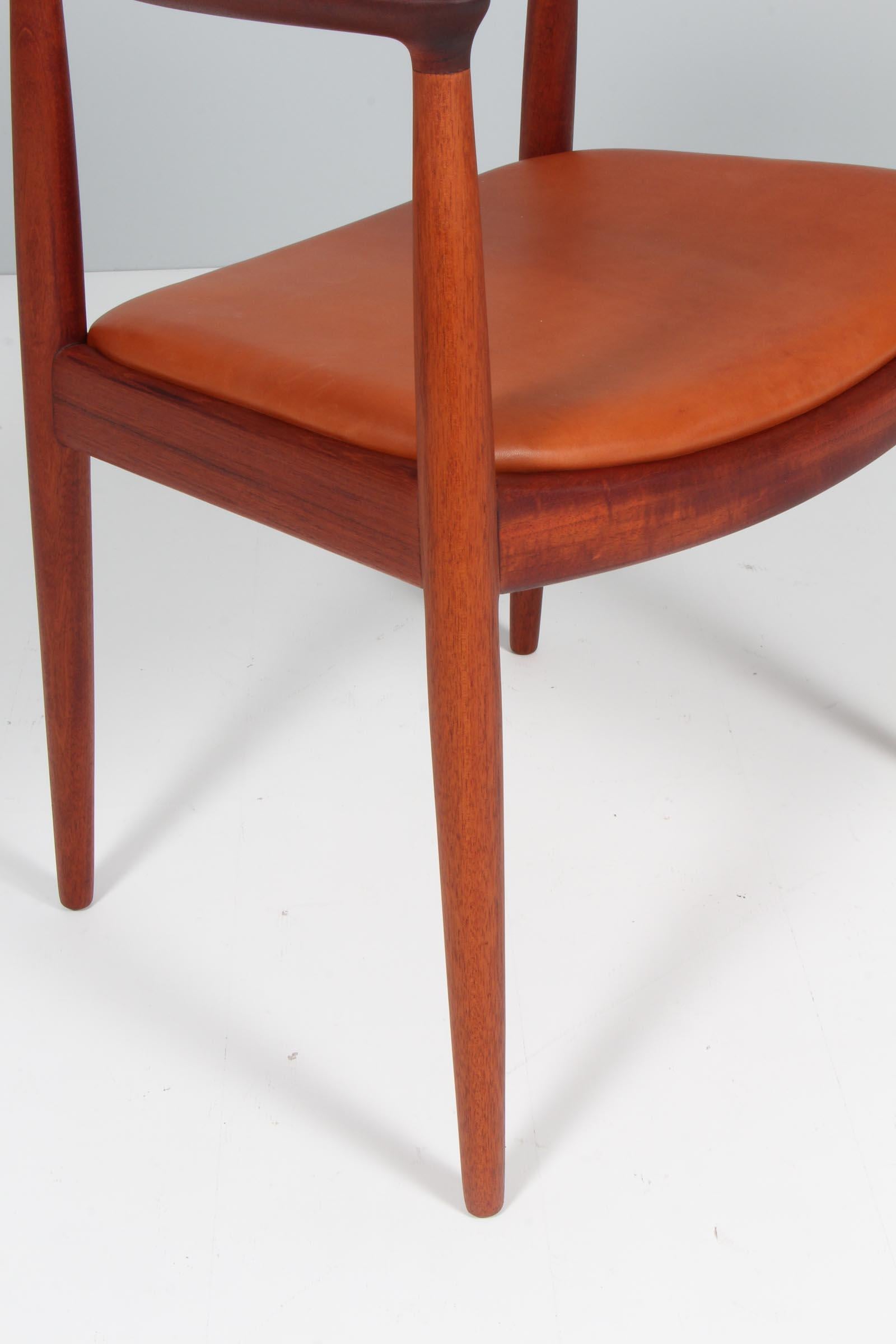 Leather Hans J. Wegner The Chair
