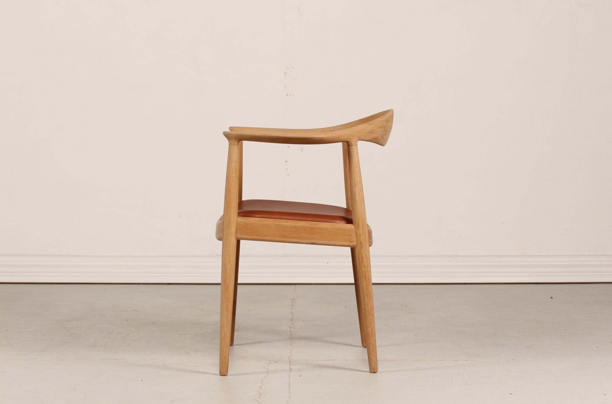 Mid-Century Modern Hans J. Wegner The Chair Model No 503 Oak and Leather by Johannes Hansen 1970s