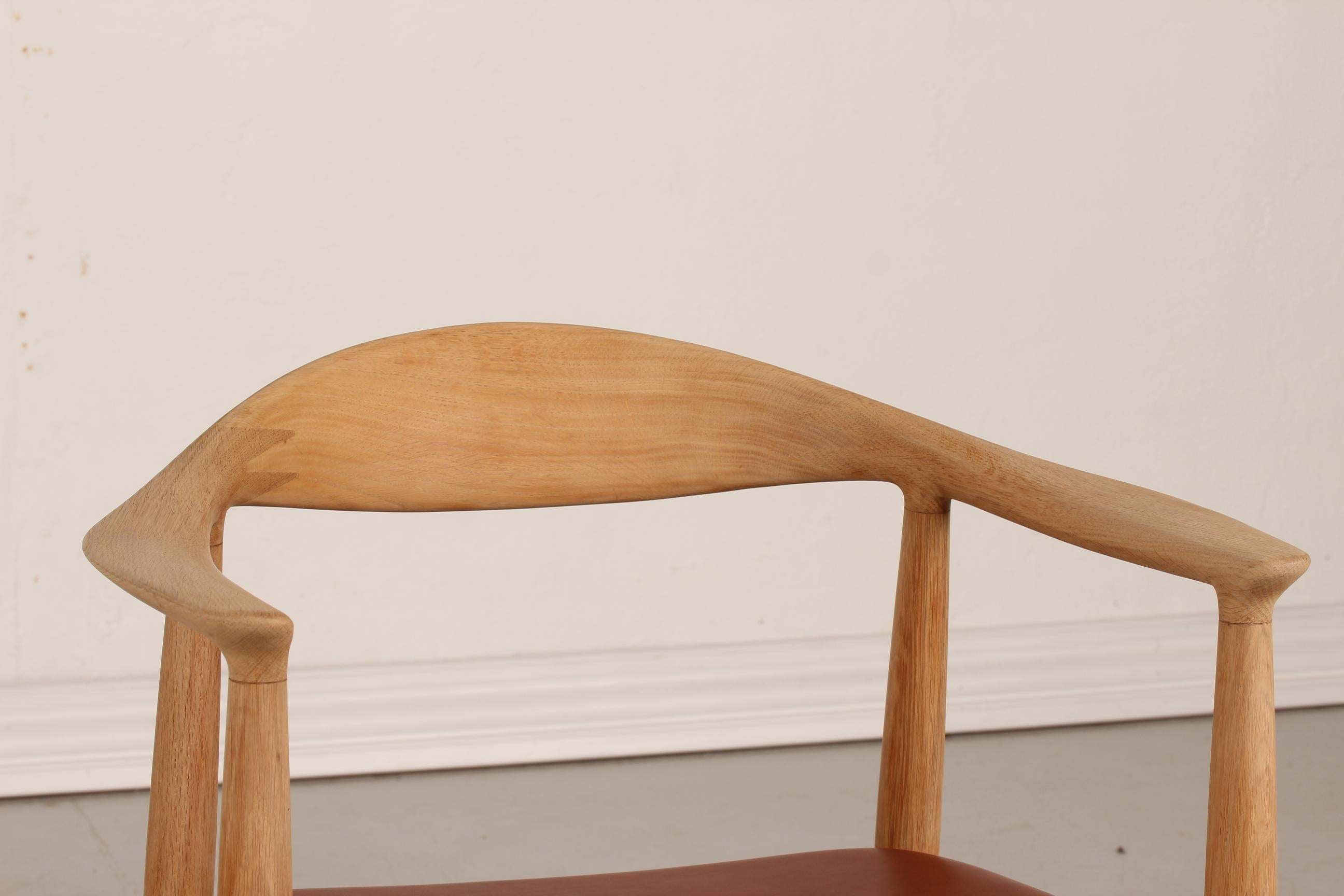 Hans J. Wegner The Chair Model No 503 Oak and Leather by Johannes Hansen 1970s In Good Condition In Aarhus C, DK