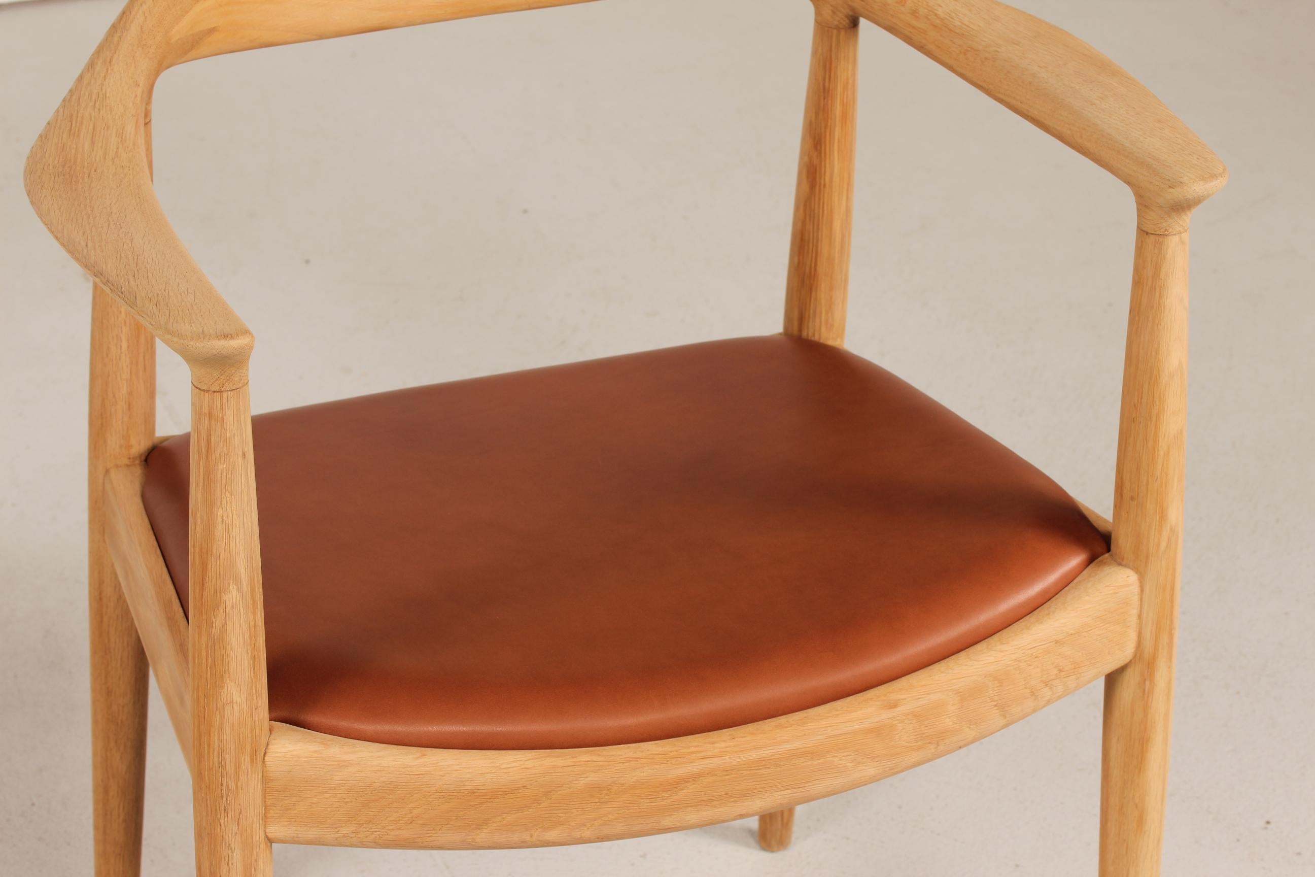 Hans J. Wegner The Chair Model No 503 Oak and Leather by Johannes Hansen 1970s 1