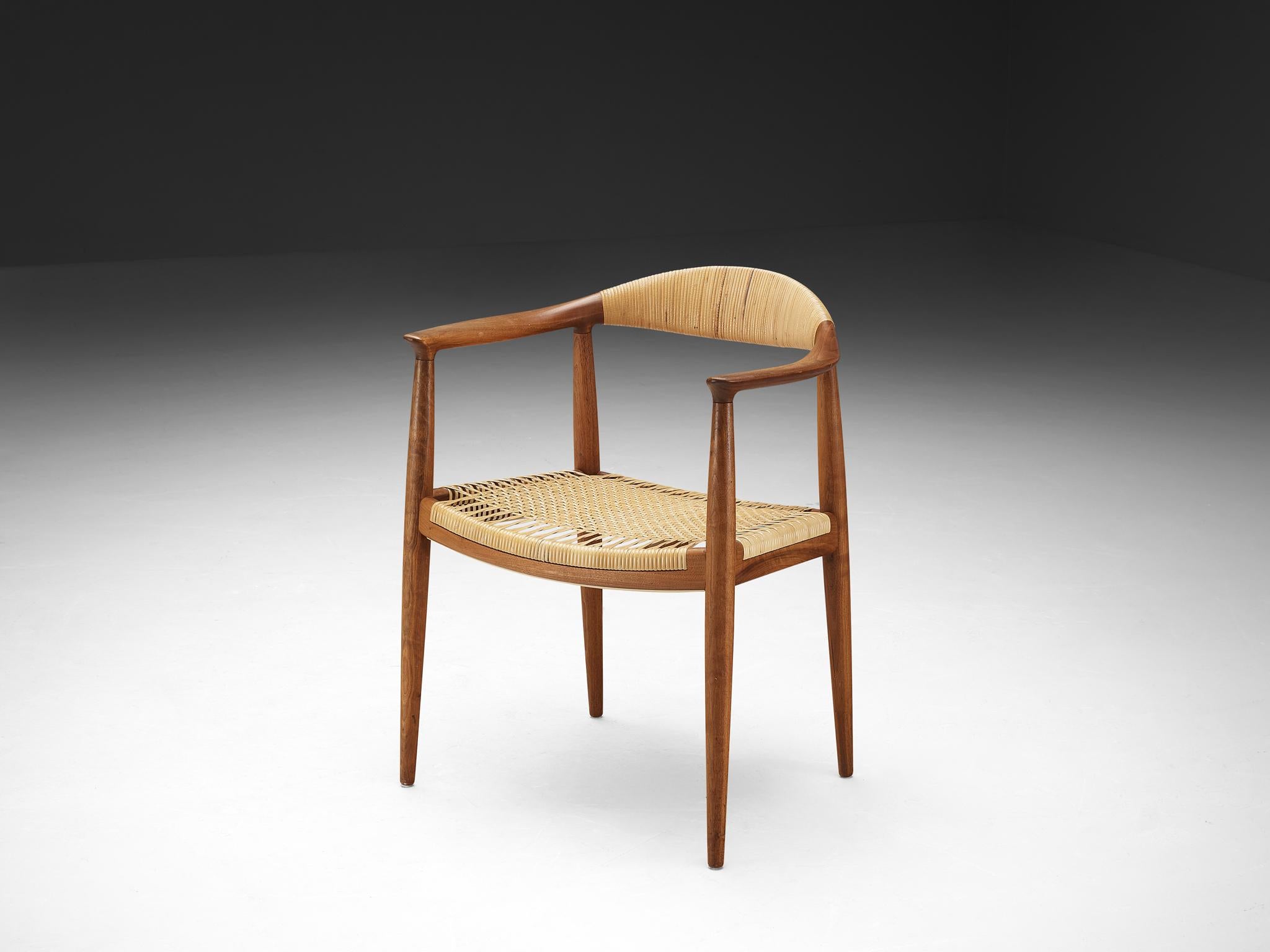 Hans J. Wegner  The Chair/Round Chair