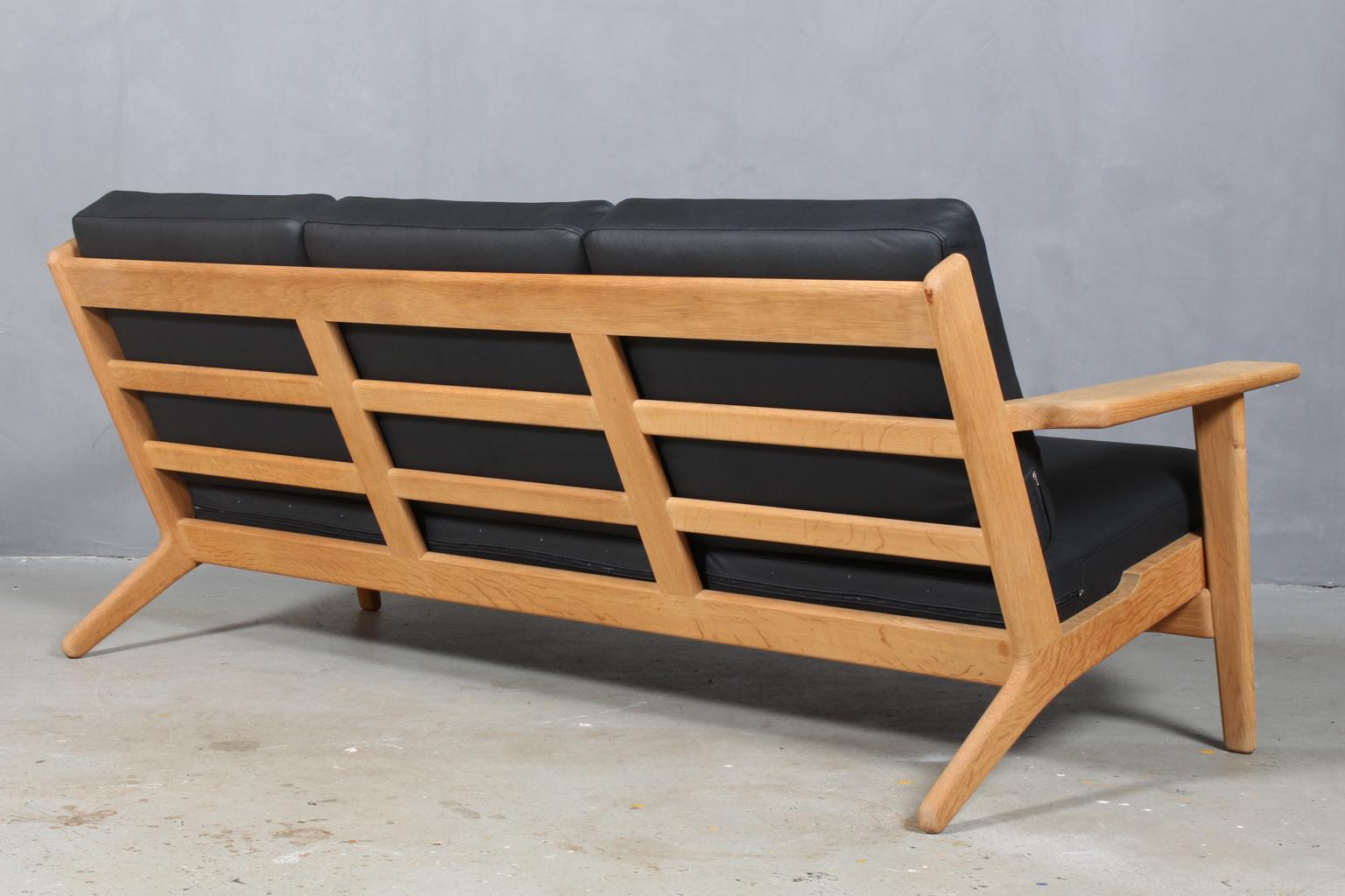 Mid-20th Century Hans J. Wegner Three-Seat Sofa, Model 290/3, Soap Treated Oak and Leather