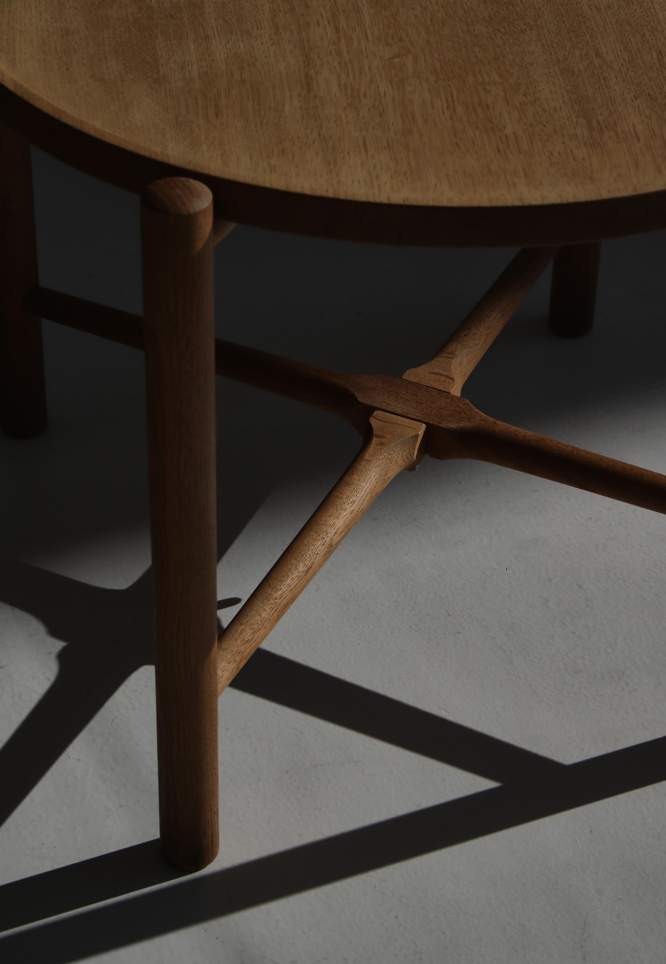 Hans J. Wegner Tray Folding Table in Solid Oak by Andreas Tuck, Denmark, 1950s 3