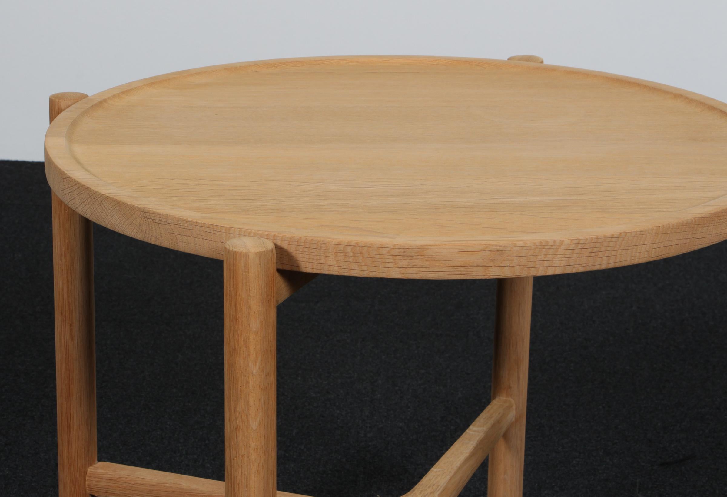 Scandinavian Modern Hans J. Wegner, tray table in solid soap treated oak. PP35 For Sale