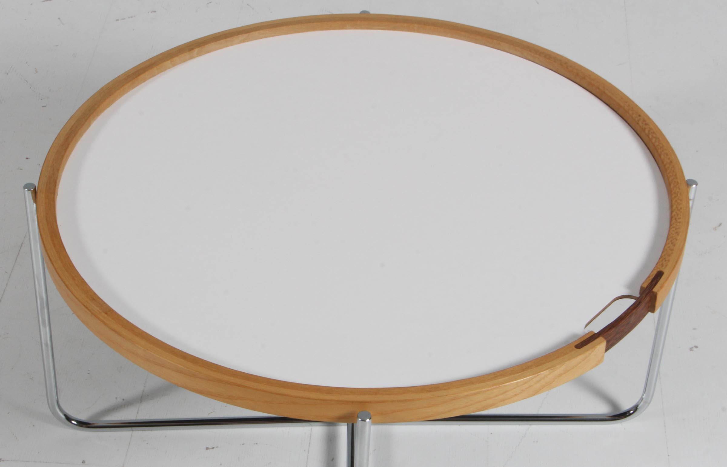 Mid-20th Century Hans J. Wegner tray table, oak, wenge, steel and formica. Model GE453 For Sale