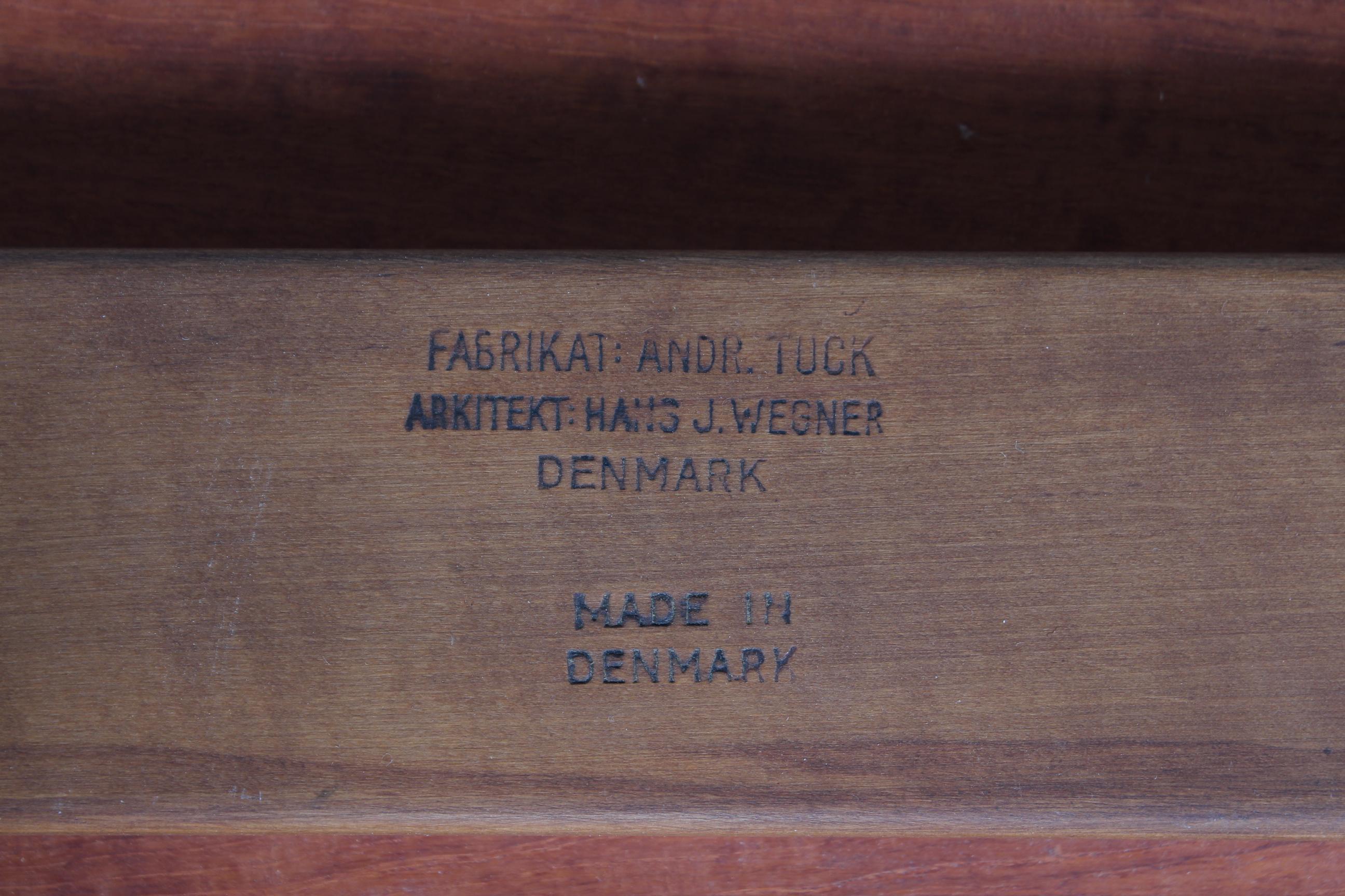 Teck Table basse vintage Hans J. Wegner AT 11 par le danois Andreas Tuck, années 1950 en vente