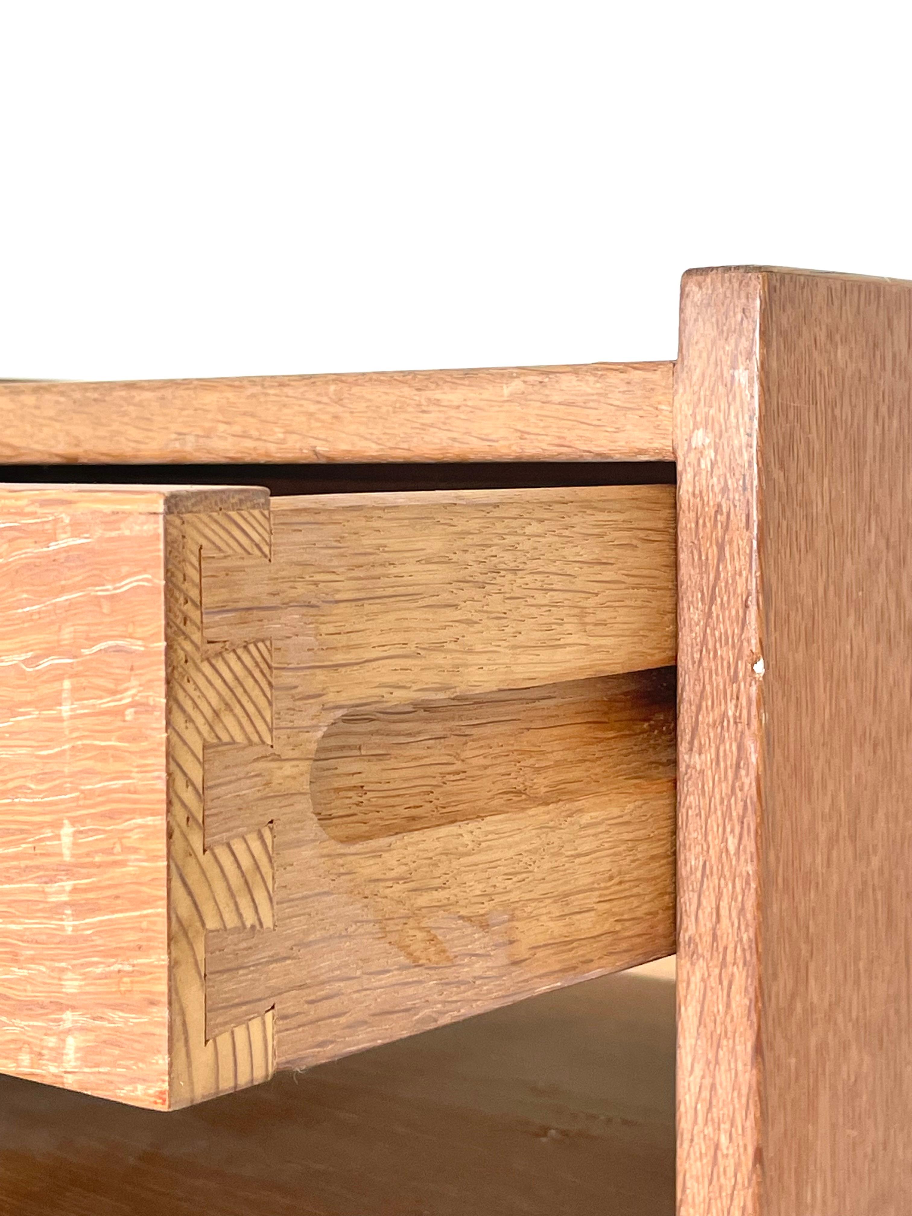 20th Century Hans J. Wegner vintage GE-430 night stand in oak cirka 1960s For Sale