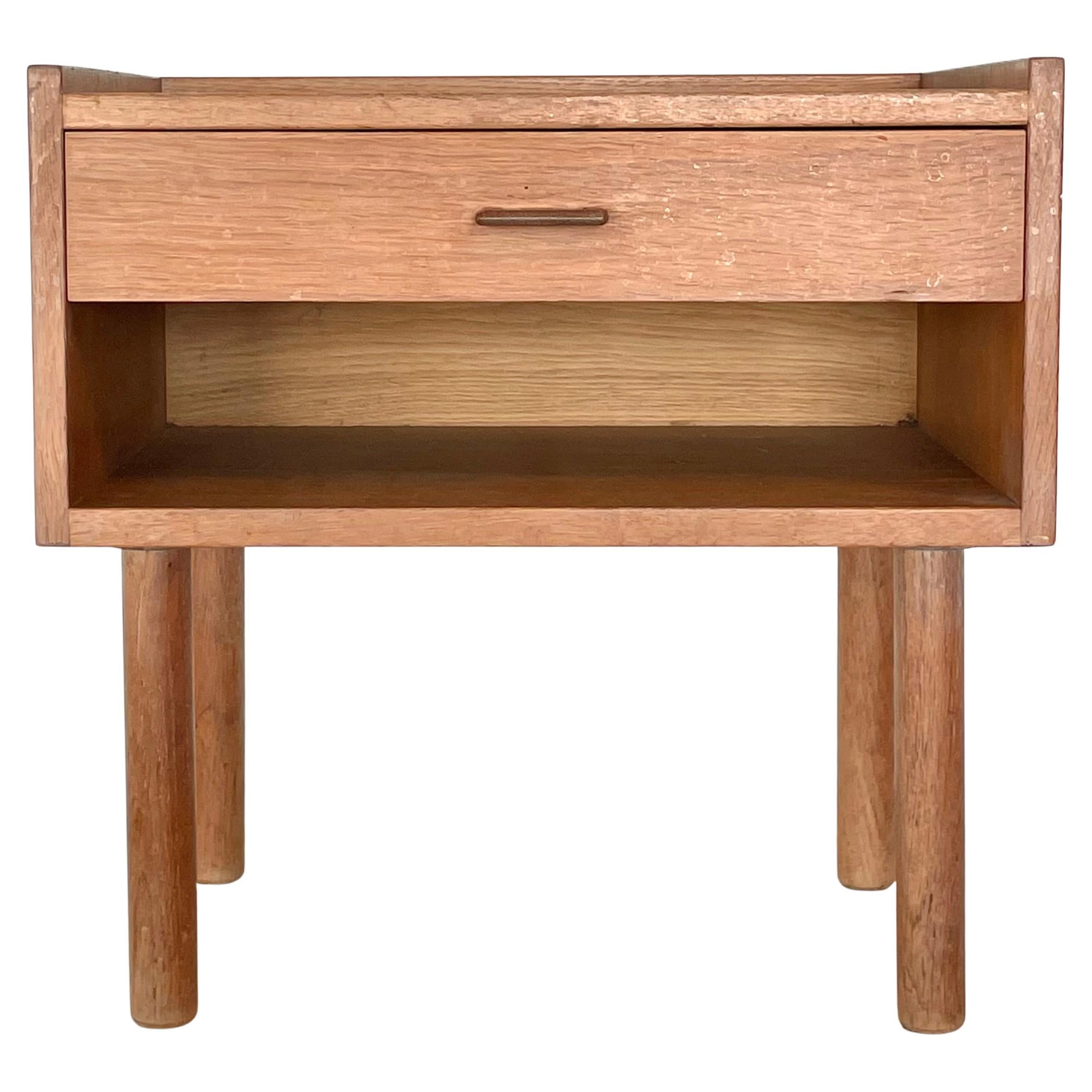 Hans J. Wegner vintage GE-430 night stand in oak cirka 1960s For Sale