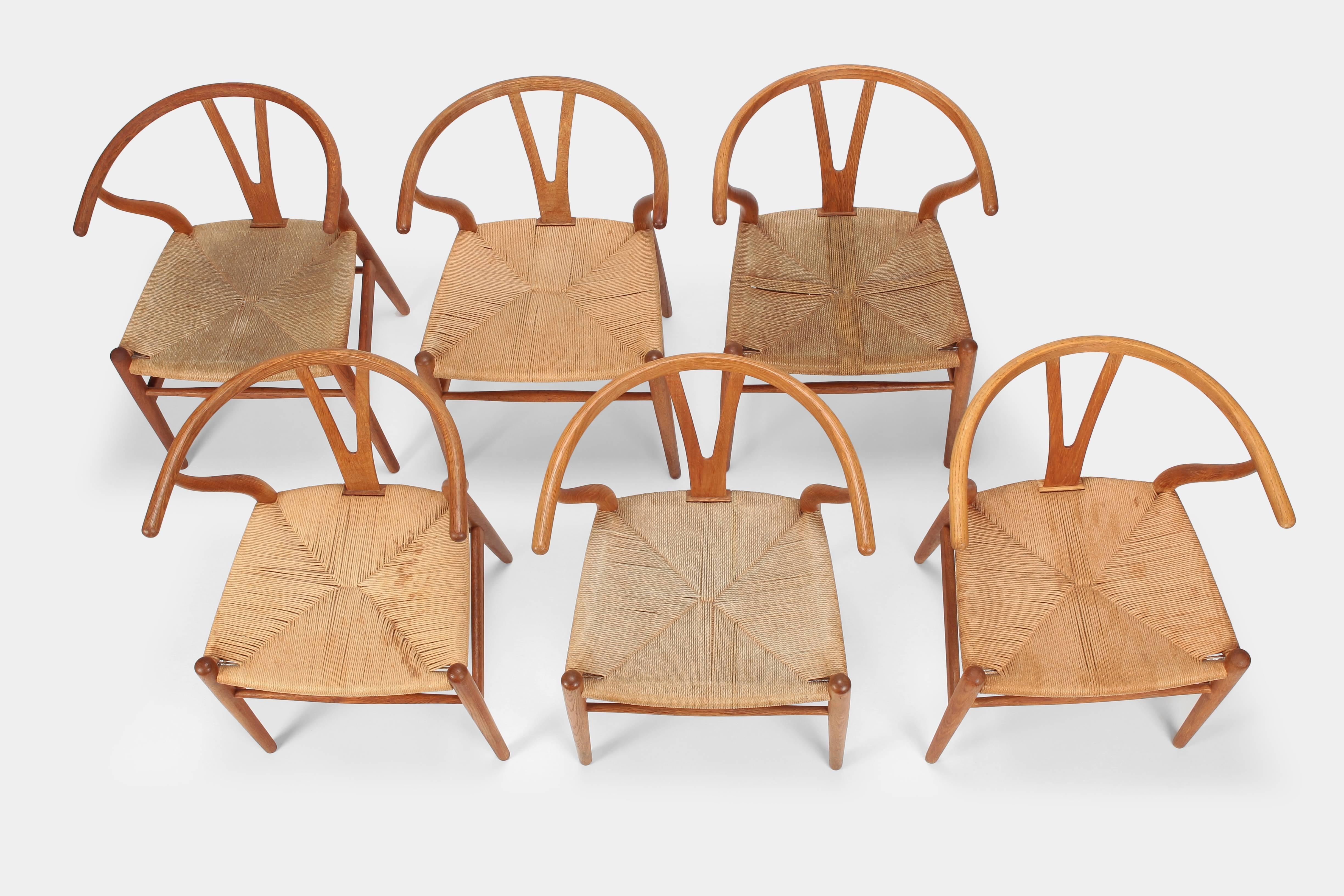 Mid-Century Modern Hans J. Wegner “Y-Chairs” Model CH24 Carl Hansen & Son, 1950s