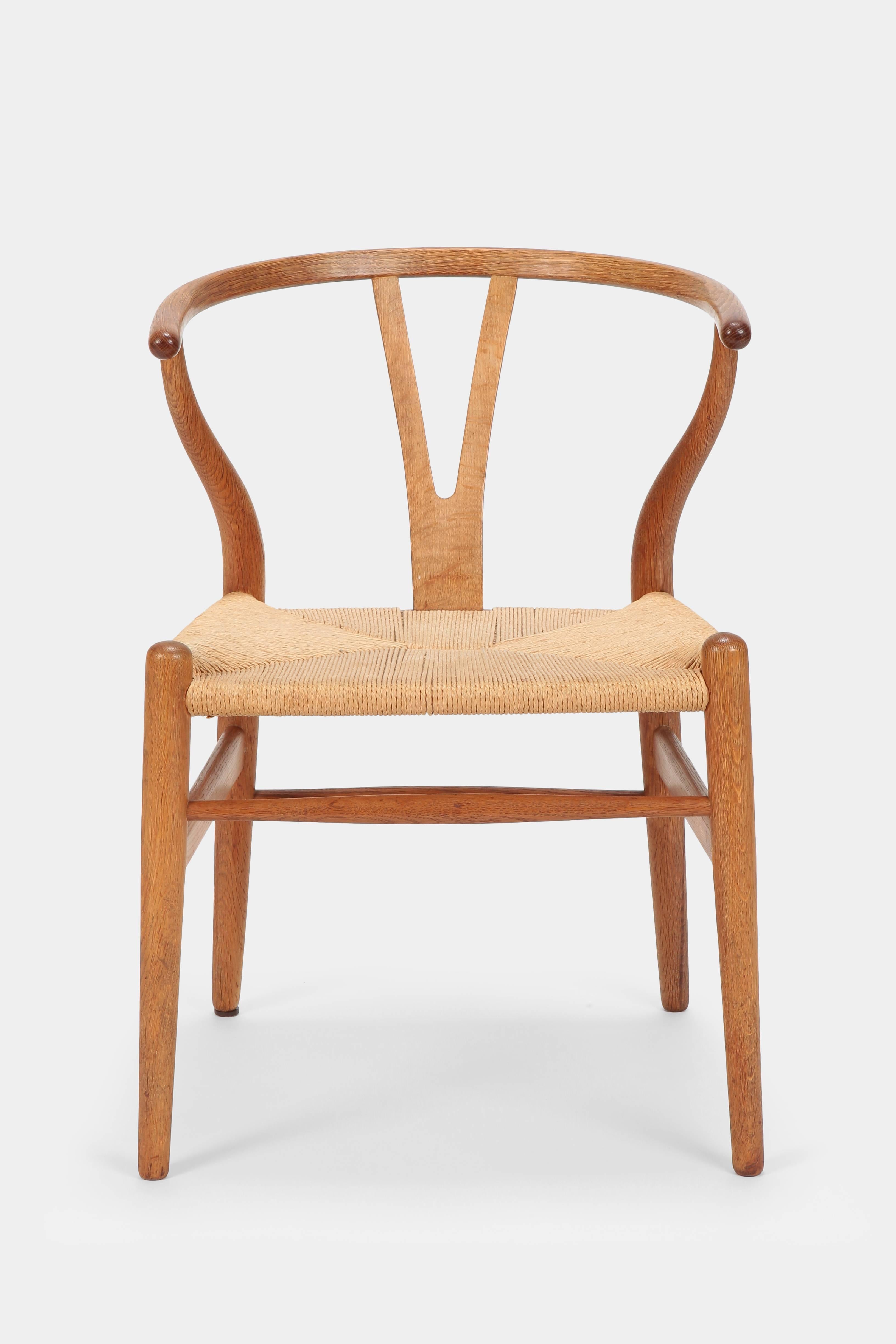 Cord Hans J. Wegner “Y-Chairs” Model CH24 Carl Hansen & Son, 1950s