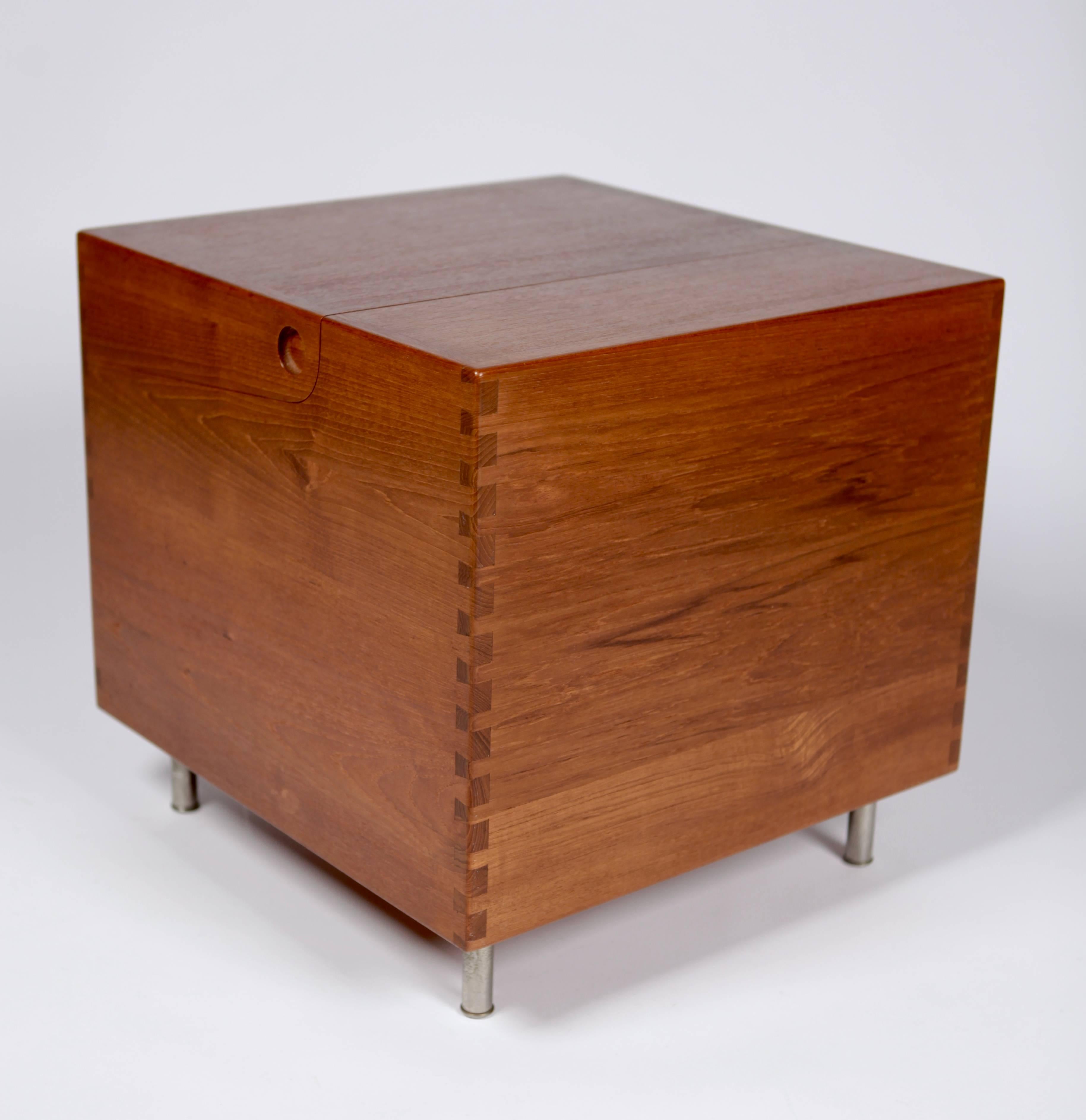 Hans J. Wegner, Minibar, Model No. AT34, circa 1959, Teak 5