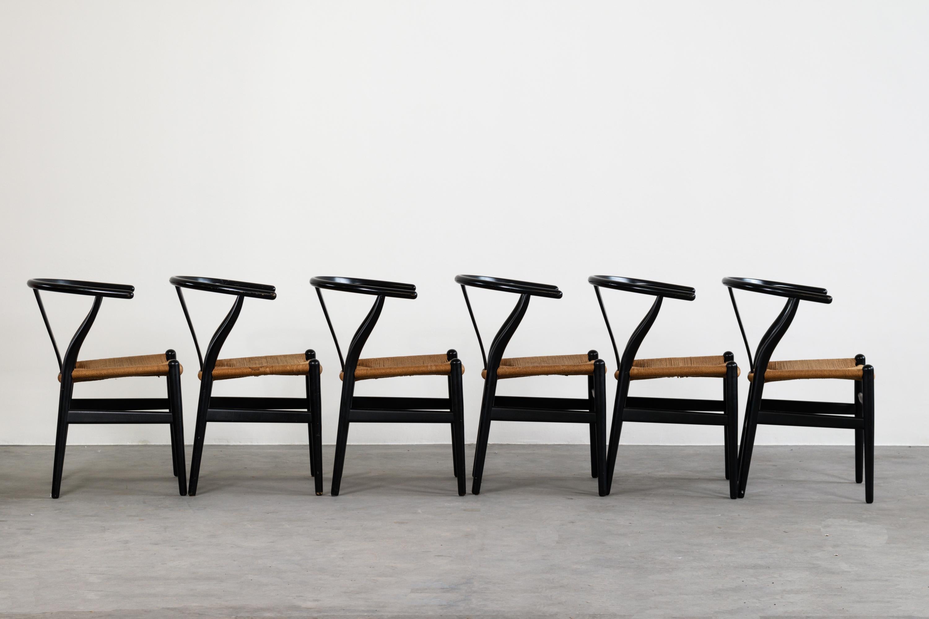 Scandinavian Modern Hans Jorgen Wegner Set of Six Chairs CH24 Carl Hansen & Son Production, 1960
