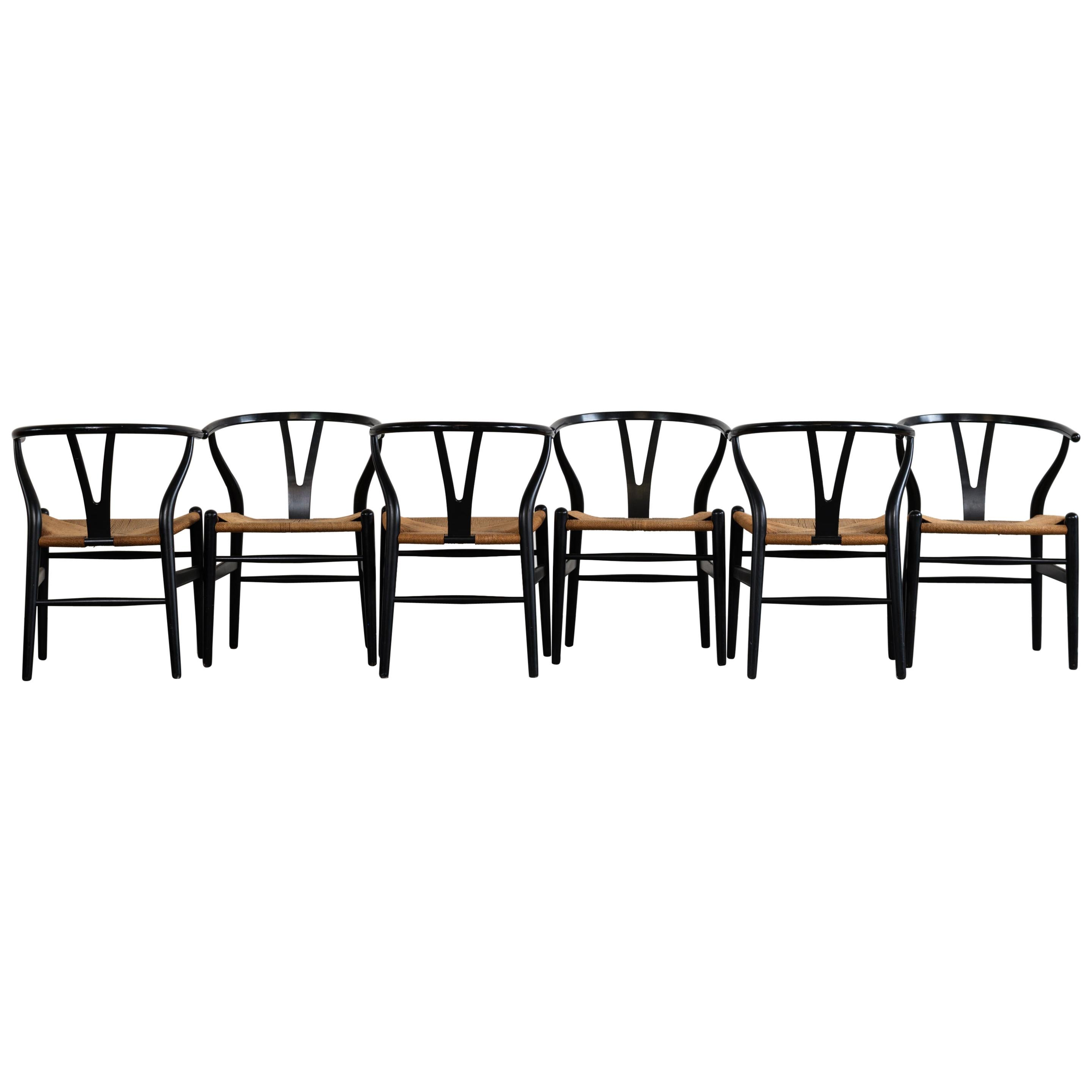 Hans Jorgen Wegner Set of Six Chairs CH24 Carl Hansen & Son Production, 1960