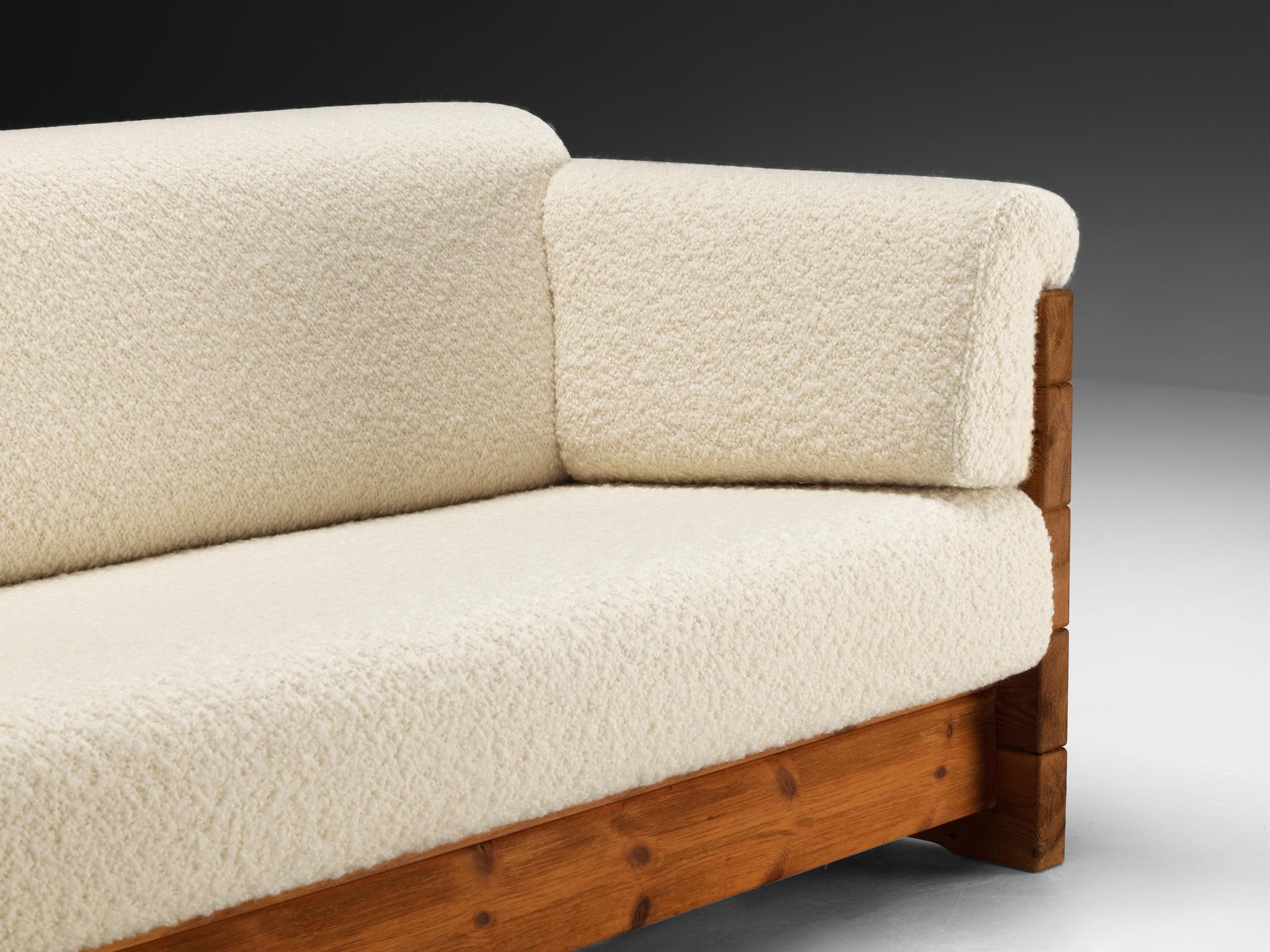 Hans Jørgen Frydendal for Modul Bygge System Sofa in Solid Pine and Bouclé For Sale 1