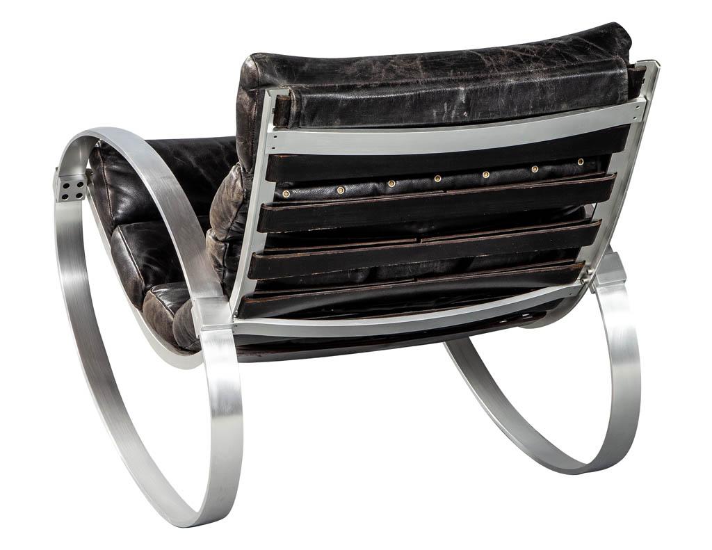 Milieu du XXe siècle Hans Kaufeld fauteuil à bascule moderne mi-siècle en cuir et aluminium brossé en vente