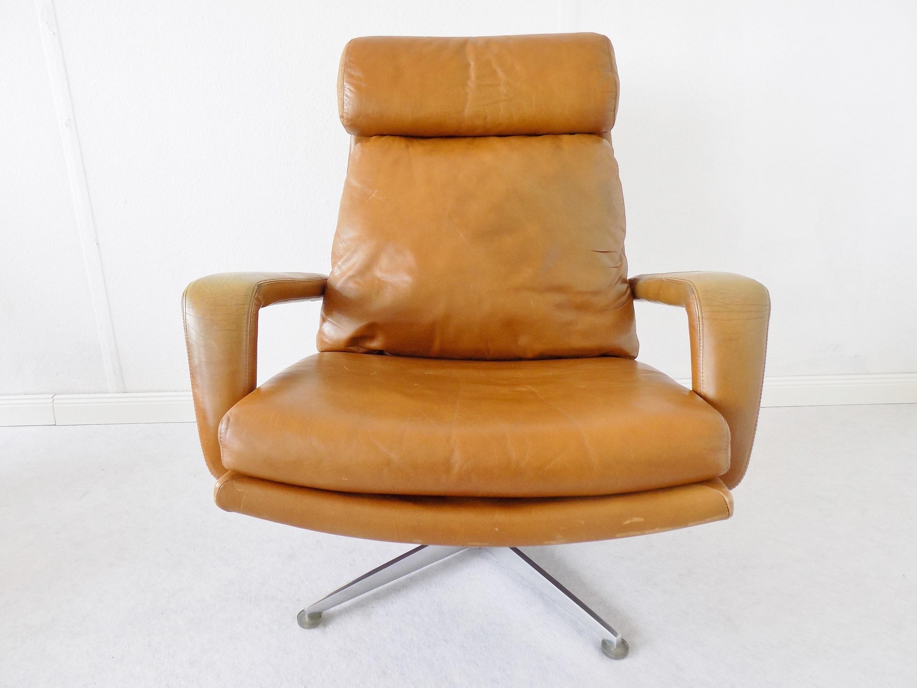 caramel leather swivel chair