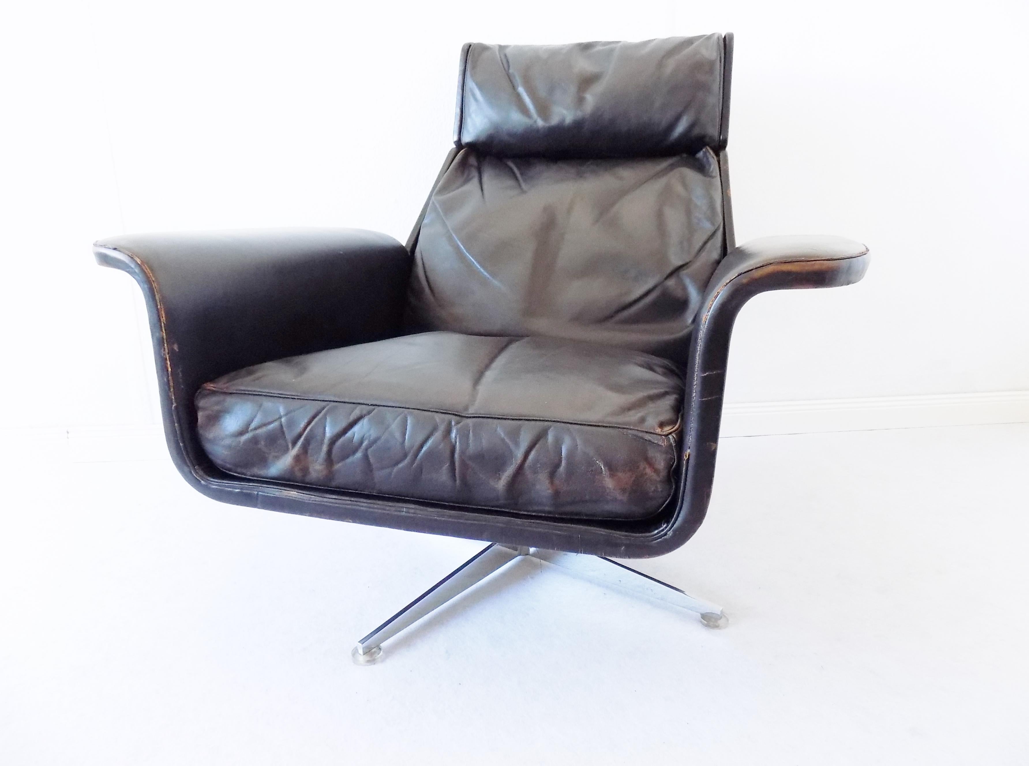 Mid-Century Modern Hans Kaufeld Siesta 62 Lounge Chair