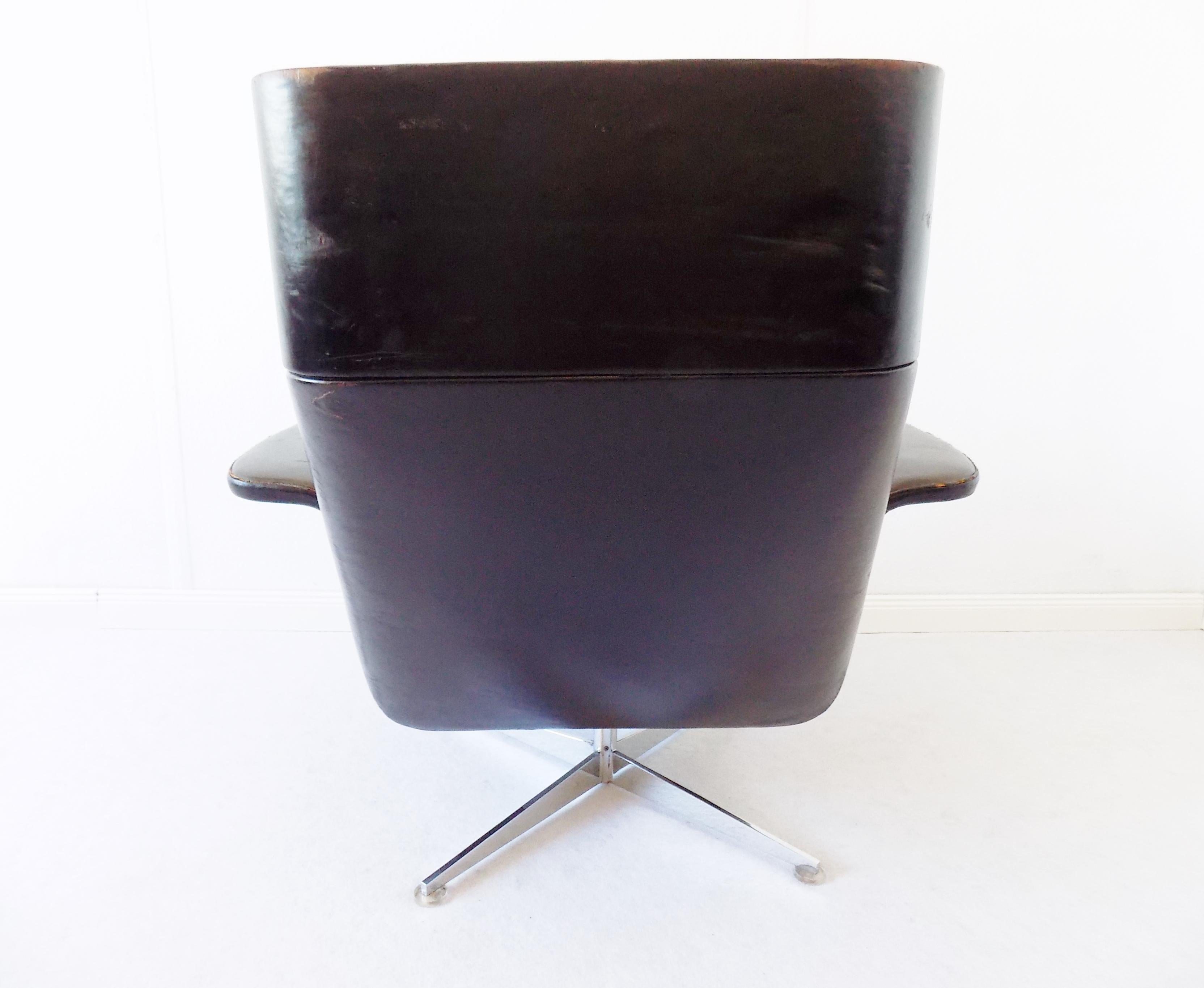 Mid-20th Century Hans Kaufeld Siesta 62 Lounge Chair