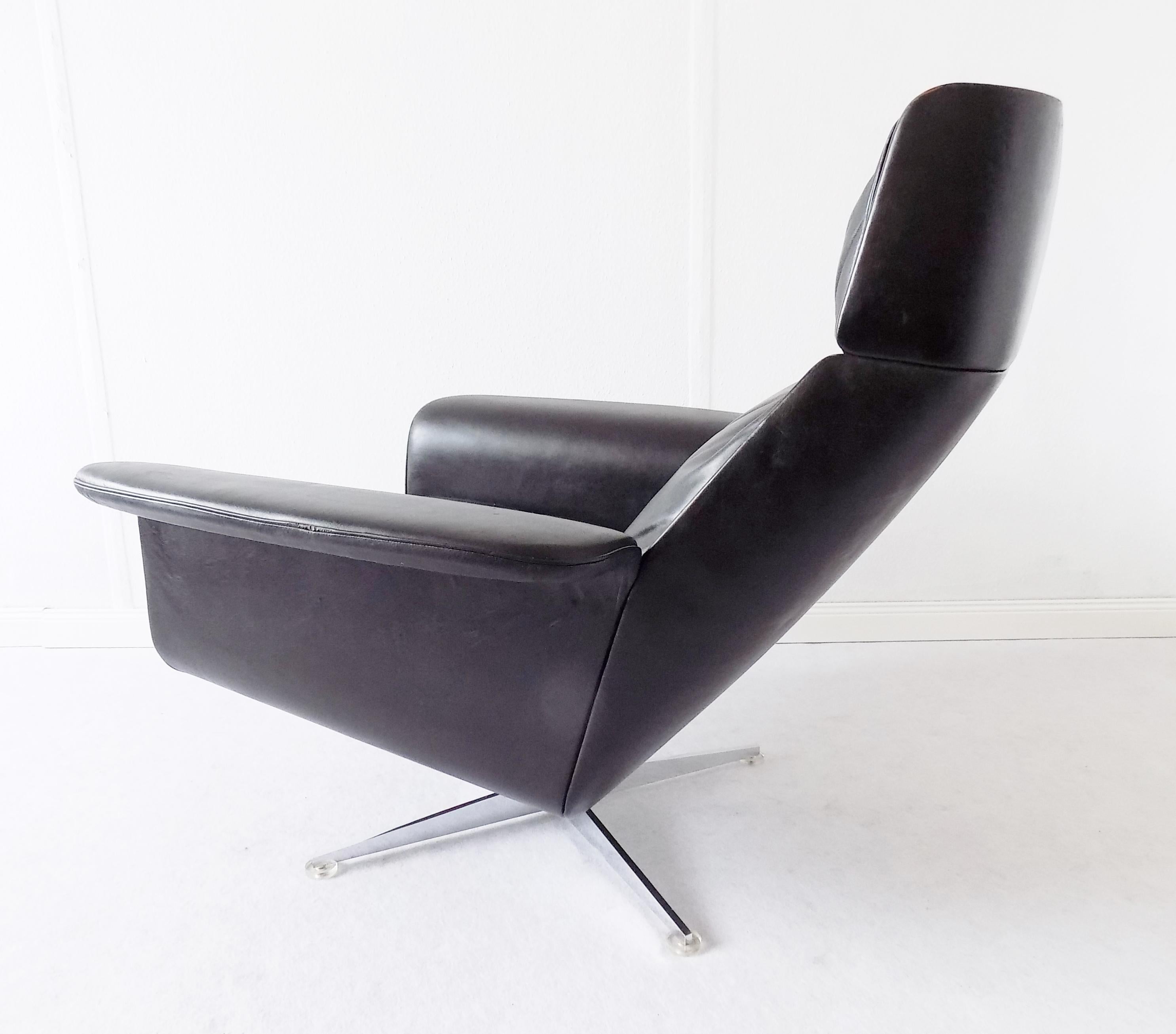 Allemand Hans Kaufeld Siesta 62 avec pouf en cuir, fauteuil de salon moderne du milieu du siècle dernier en vente
