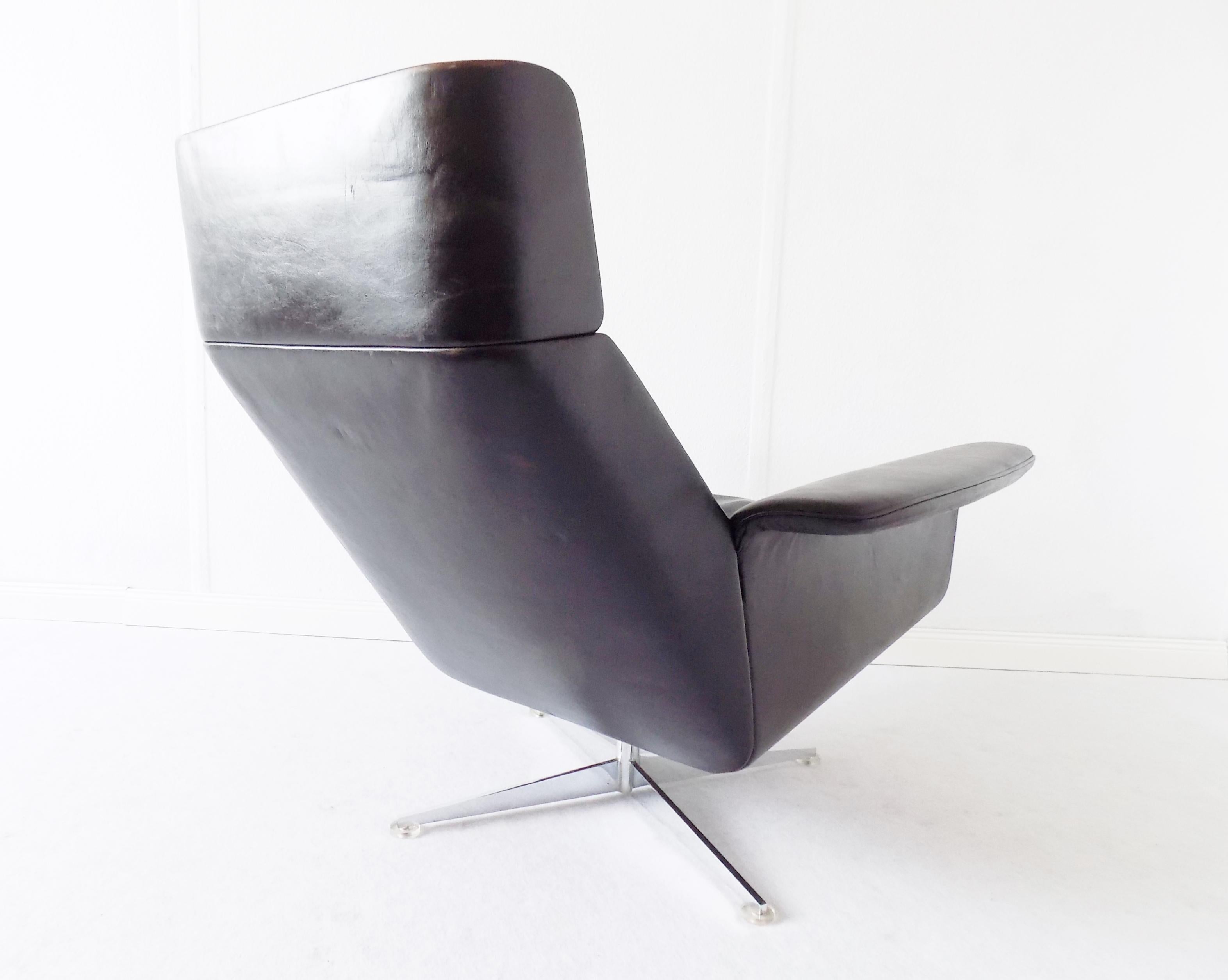 Cuir Hans Kaufeld Siesta 62 avec pouf en cuir, fauteuil de salon moderne du milieu du siècle dernier en vente