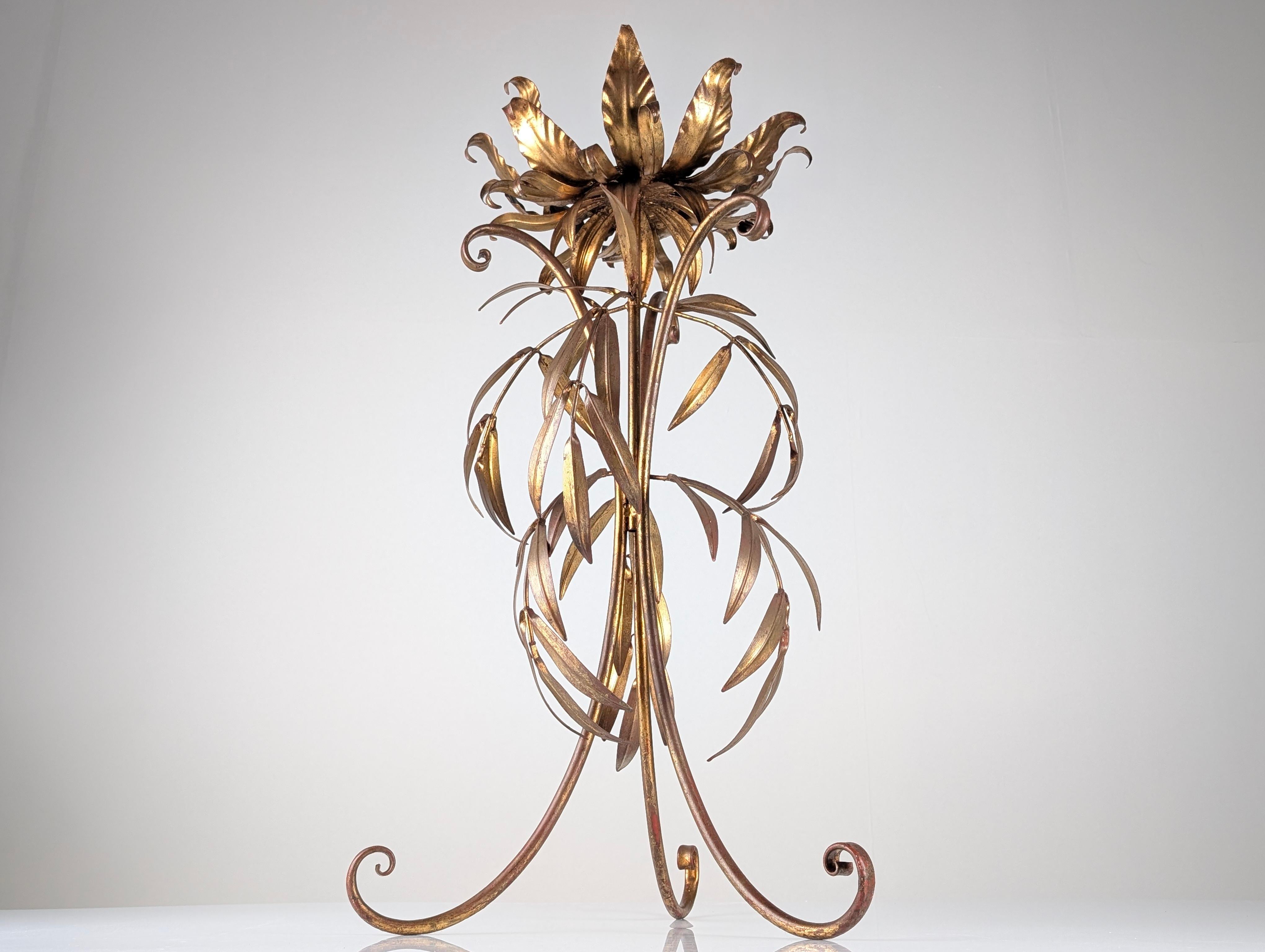 Métal Hans Kögl Gilded Metal Planter with Leaves, Germany, 1970s en vente