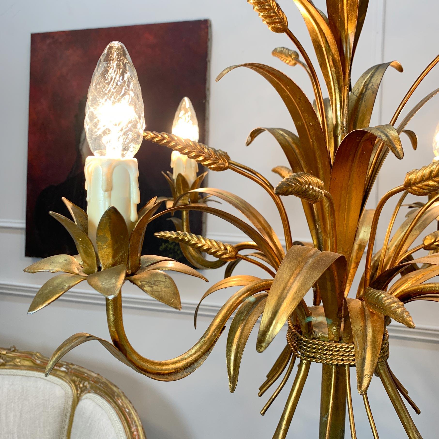 Fin du 20e siècle Hans Kogl, lampadaire en forme de feuille de blé doré, années 1970 en vente